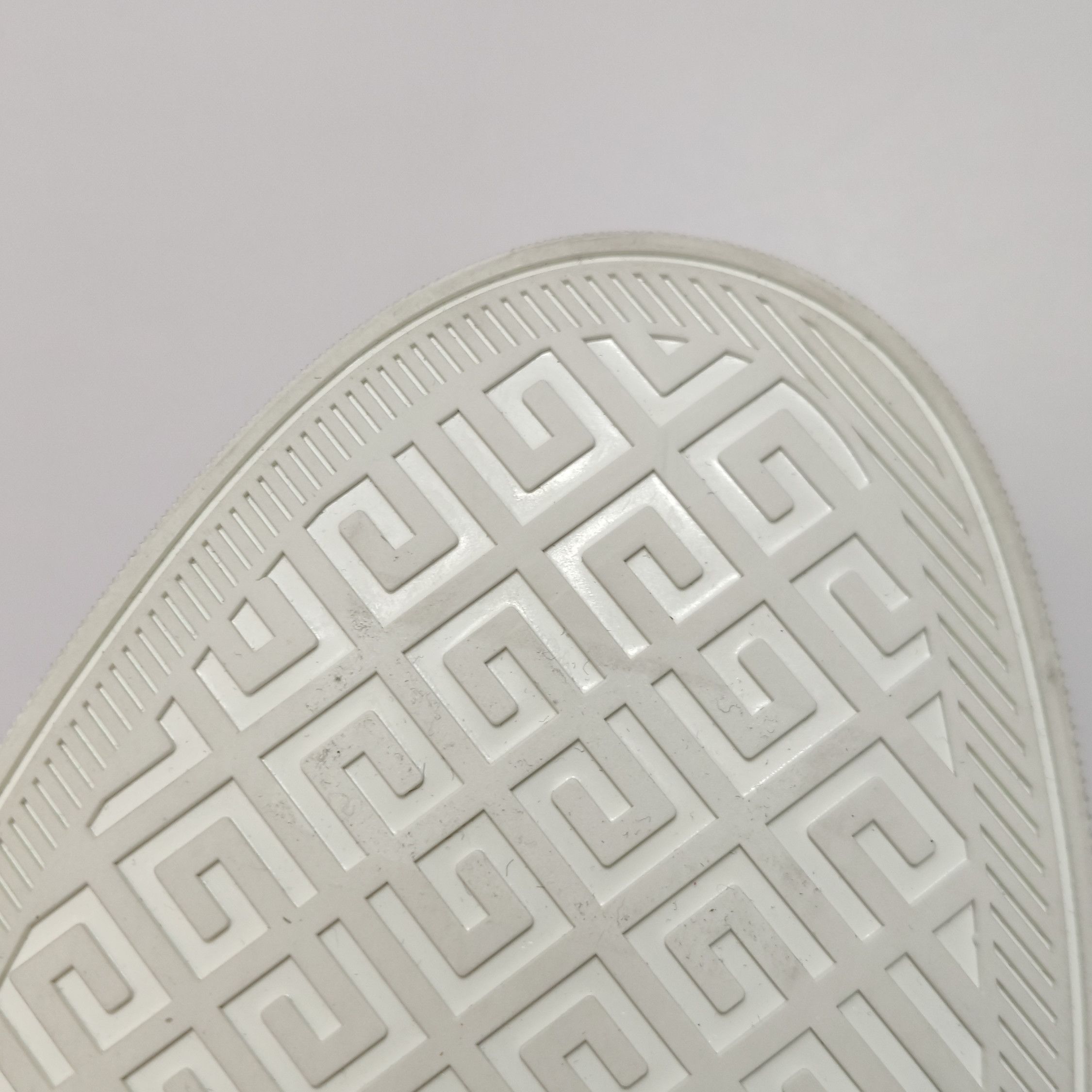 Givenchy Givenchy 4G Logo Print Leather Sneakers 39 Size US 6 / EU 39 - 10 Thumbnail