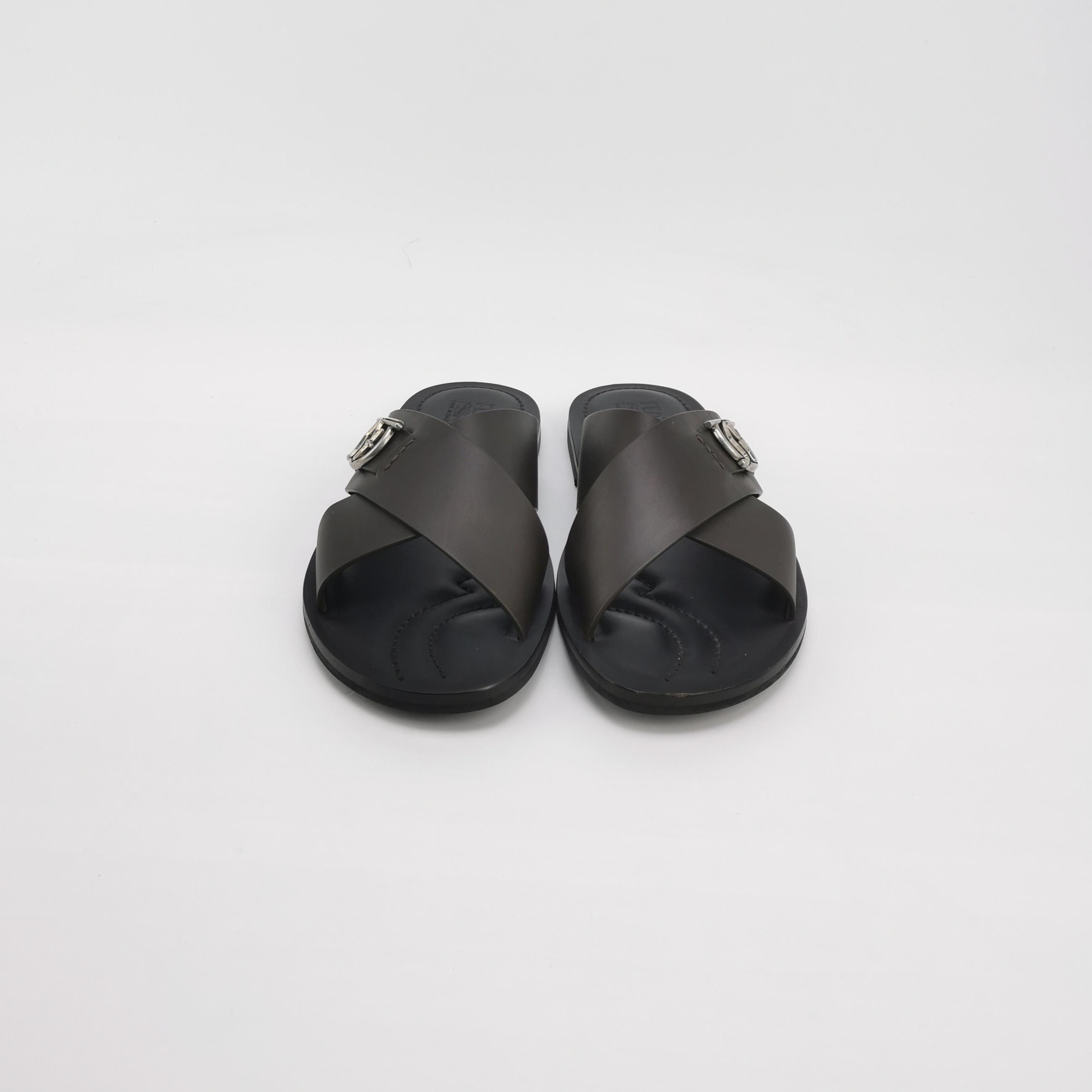 Salvatore Ferragamo Salvatore Ferragamo Gancini Leather Sandals US 8 Size US 8 / EU 41 - 4 Thumbnail