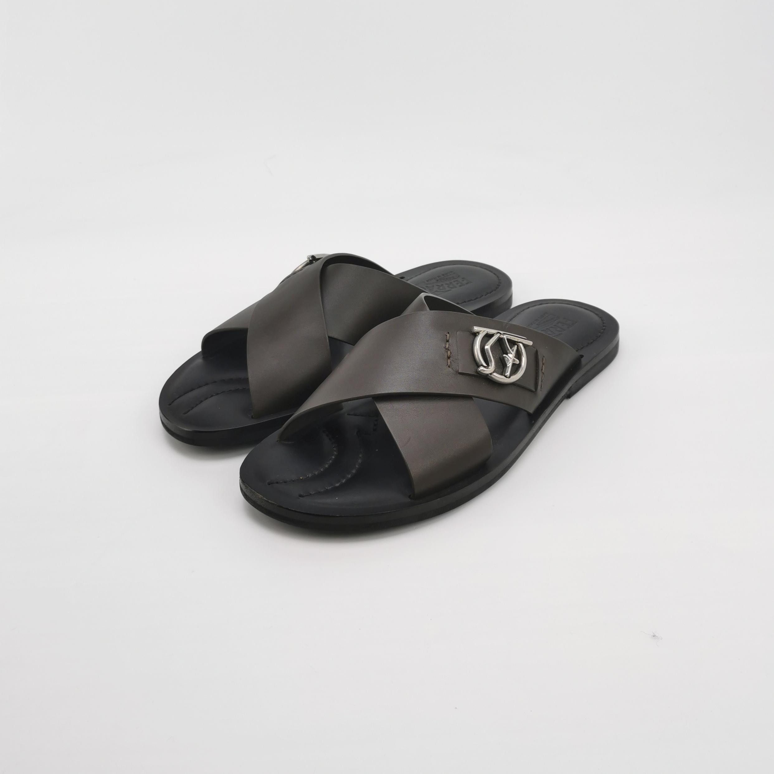 Salvatore Ferragamo Salvatore Ferragamo Gancini Leather Sandals US 8 Size US 8 / EU 41 - 3 Thumbnail