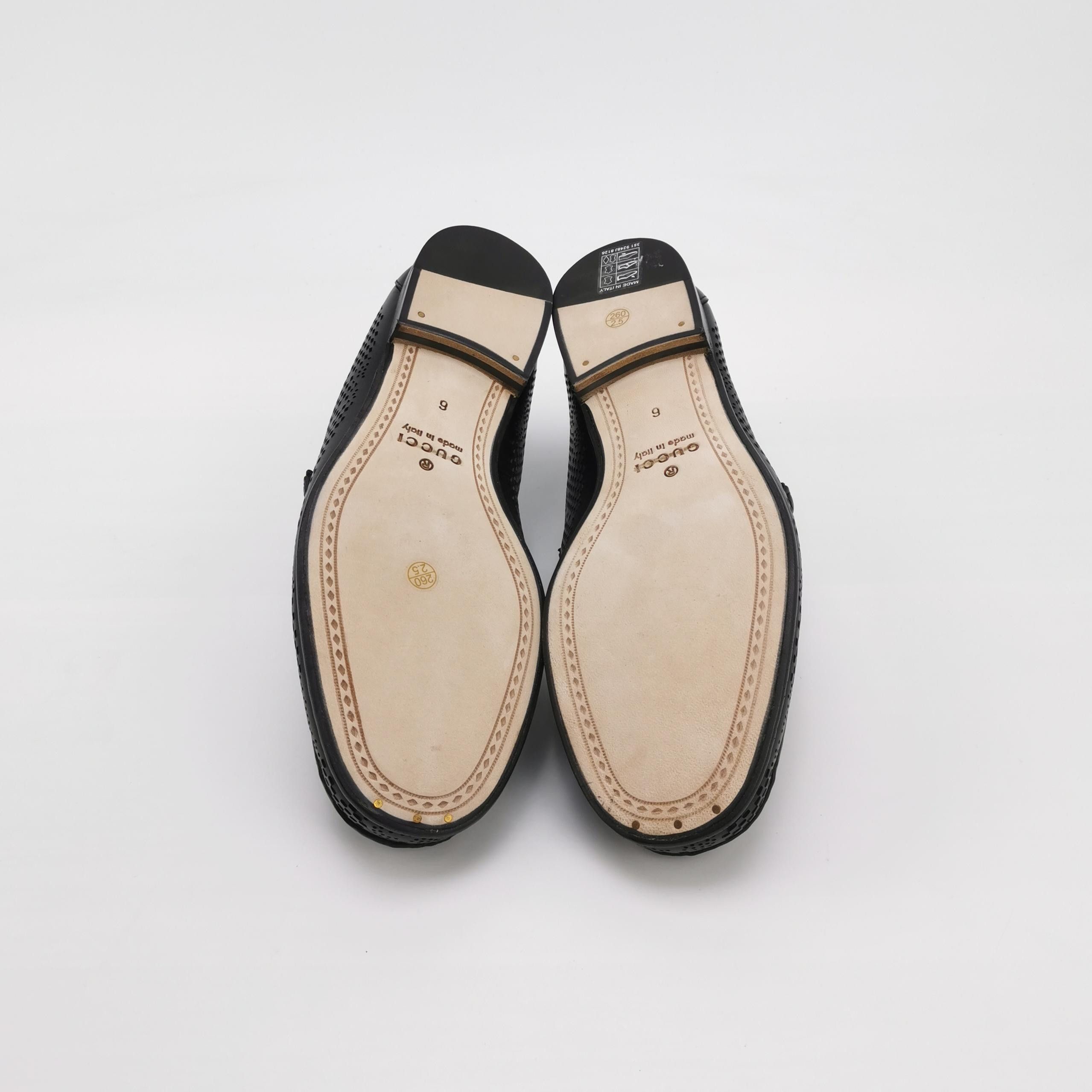 Gucci Gucci Perforated Leather Horsebit Loafers US 7 Size US 7 / EU 40 - 6 Thumbnail