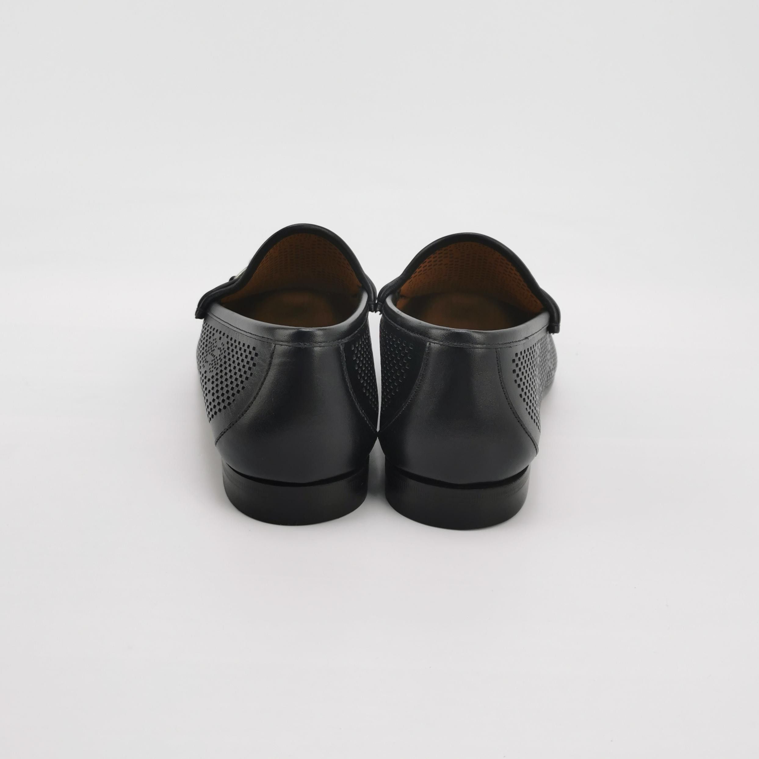 Gucci Gucci Perforated Leather Horsebit Loafers US 7 Size US 7 / EU 40 - 5 Thumbnail