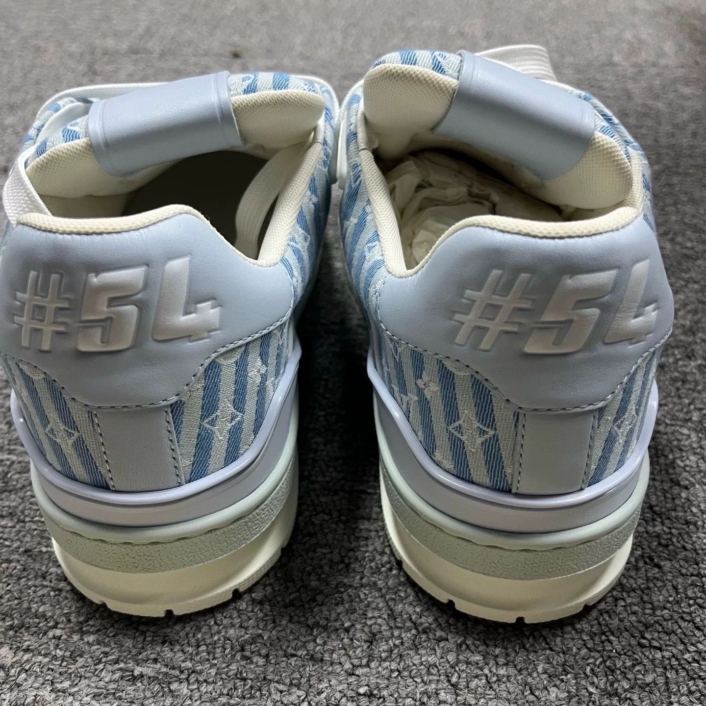 Louis Vuitton Louis Vuitton Blue Lowtop Sneakers 7 Men Size US 7 / EU 40 - 3 Thumbnail