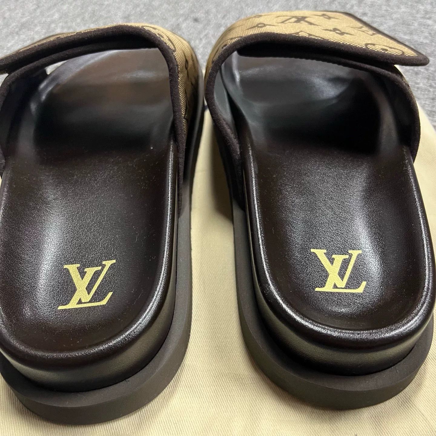 Louis Vuitton Louis Vuitton Sandals 8 Men Size US 8 / EU 41 - 3 Thumbnail