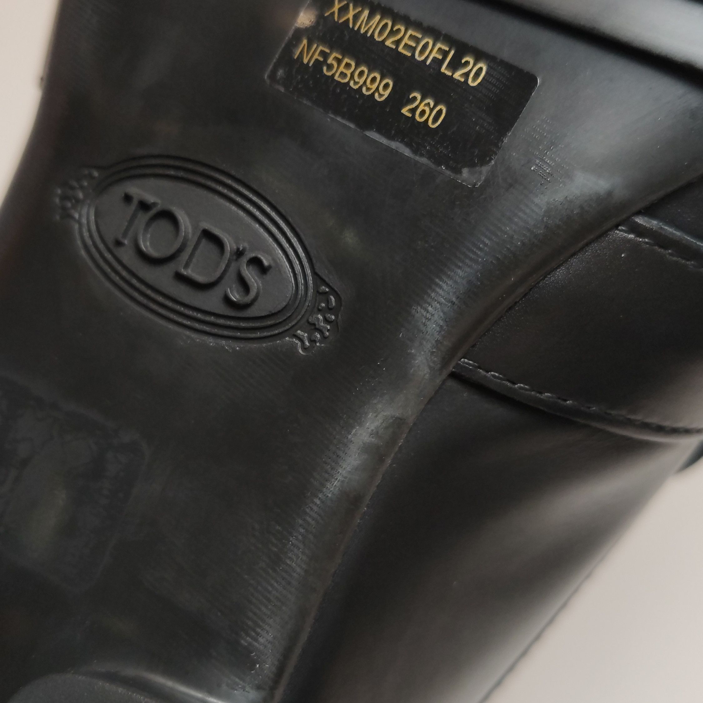 Tod's Tod's T Logo Leather Loafers Size 42.5 Size US 9 / EU 42 - 8 Thumbnail