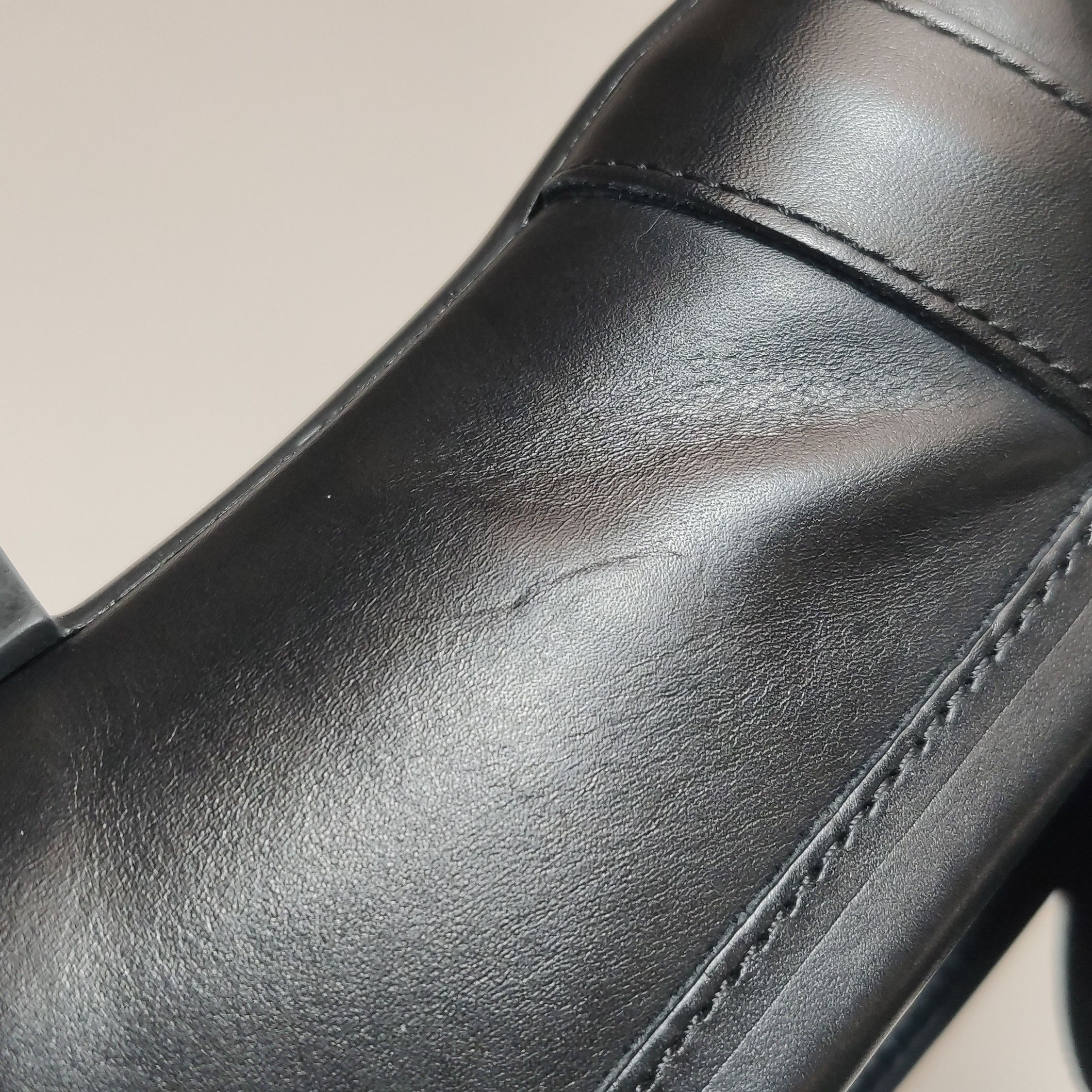 Tod's Tod's T Logo Leather Loafers Size 42.5 Size US 9 / EU 42 - 11 Thumbnail