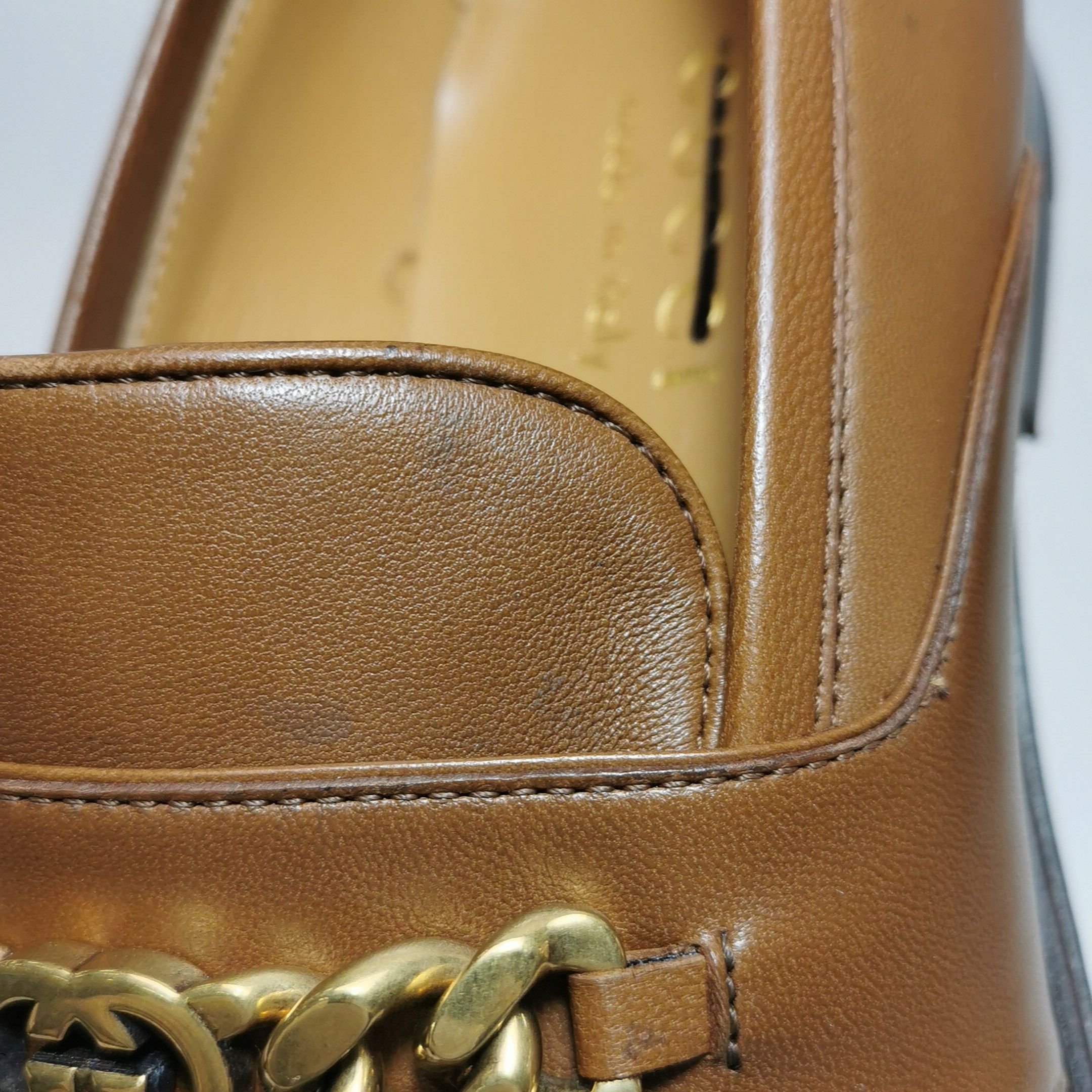 Gucci Gucci Interlocking G Chain Leather Loafers US 5.5 Size US 5.5 / EU 38 - 9 Thumbnail