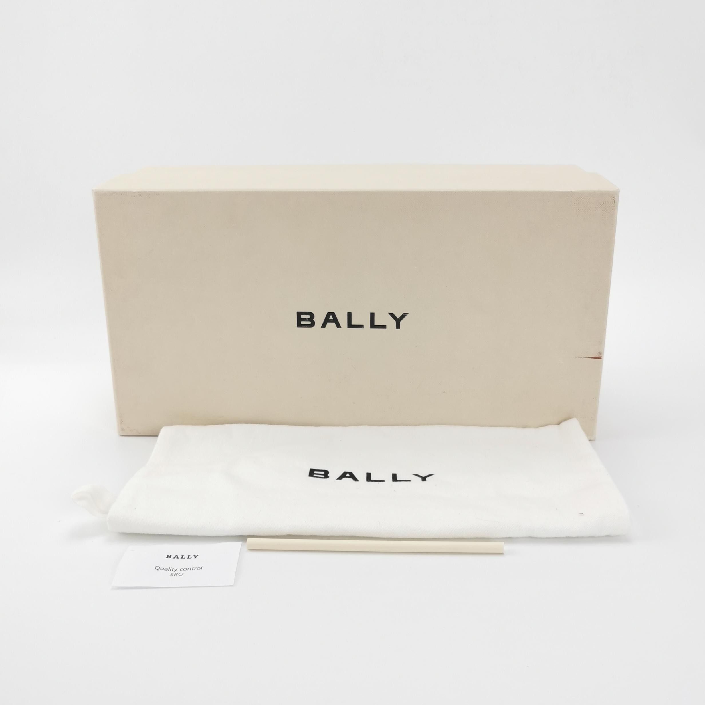 Bally Bally Pebbled Leather Tie Detail Loafers EU 39.5 Size US 6 / EU 39 - 7 Thumbnail