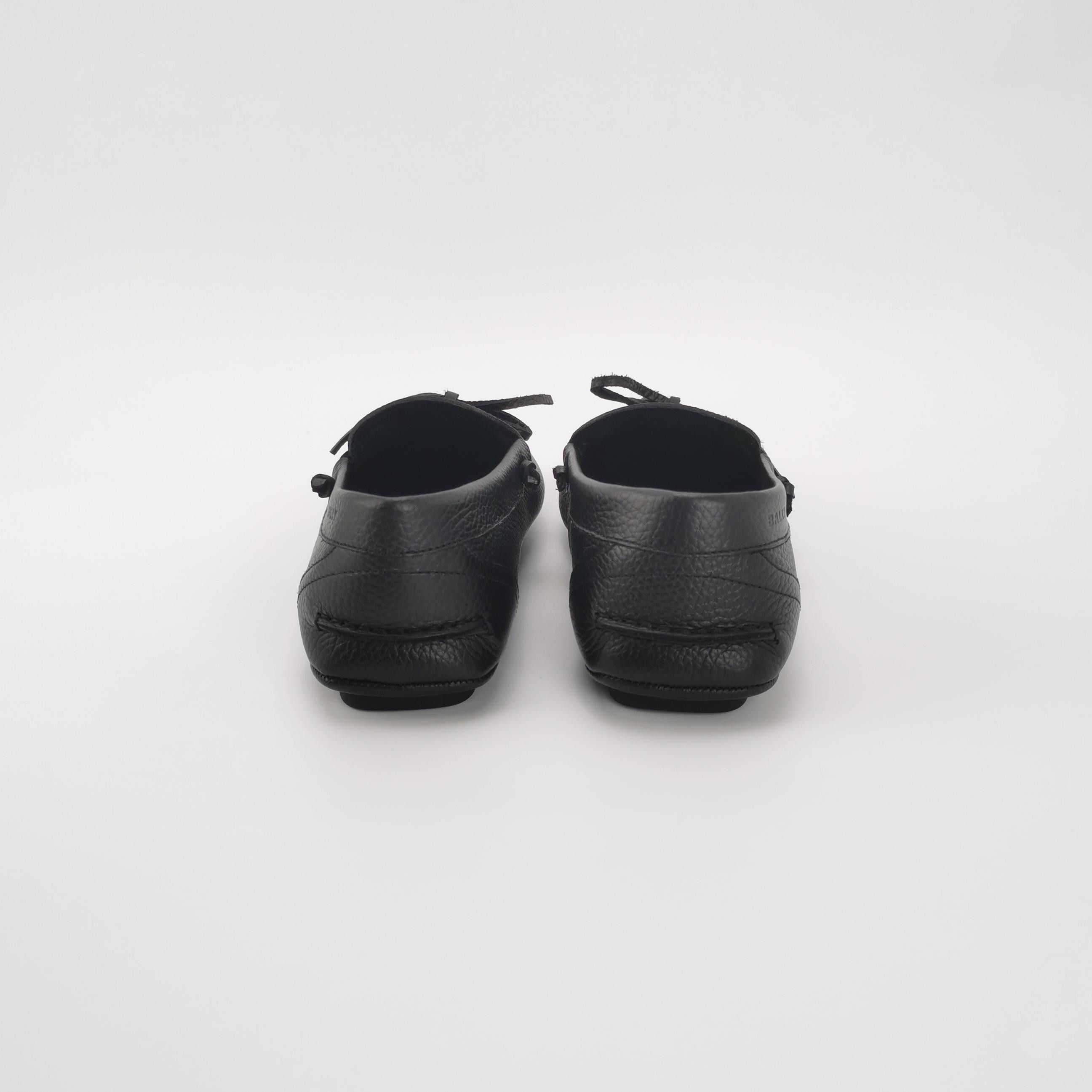 Bally Bally Pebbled Leather Tie Detail Loafers EU 39.5 Size US 6 / EU 39 - 5 Thumbnail