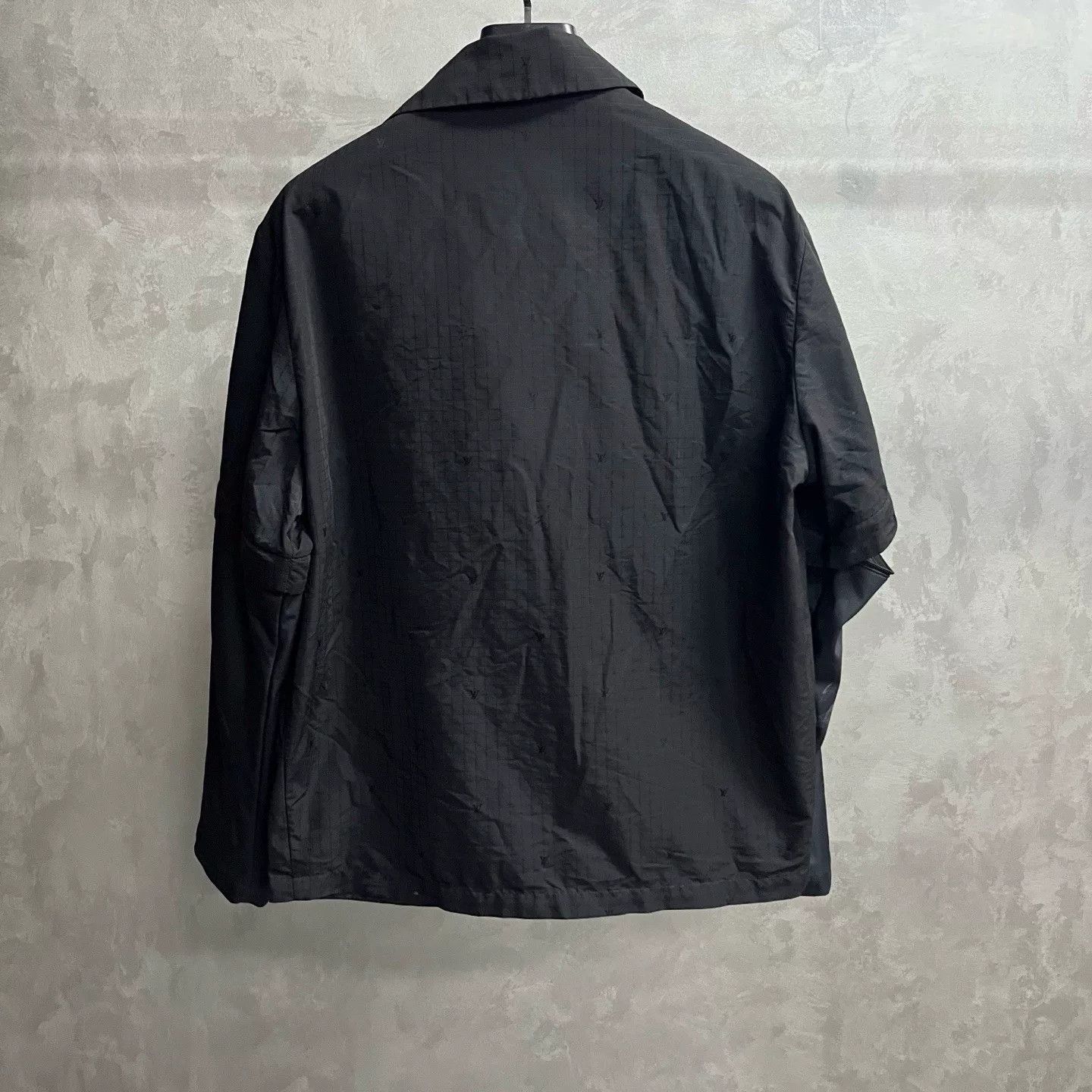 Louis Vuitton Louis Vuitton Retro Printed Black Shirt s Men Size US S / EU 44-46 / 1 - 2 Thumbnail