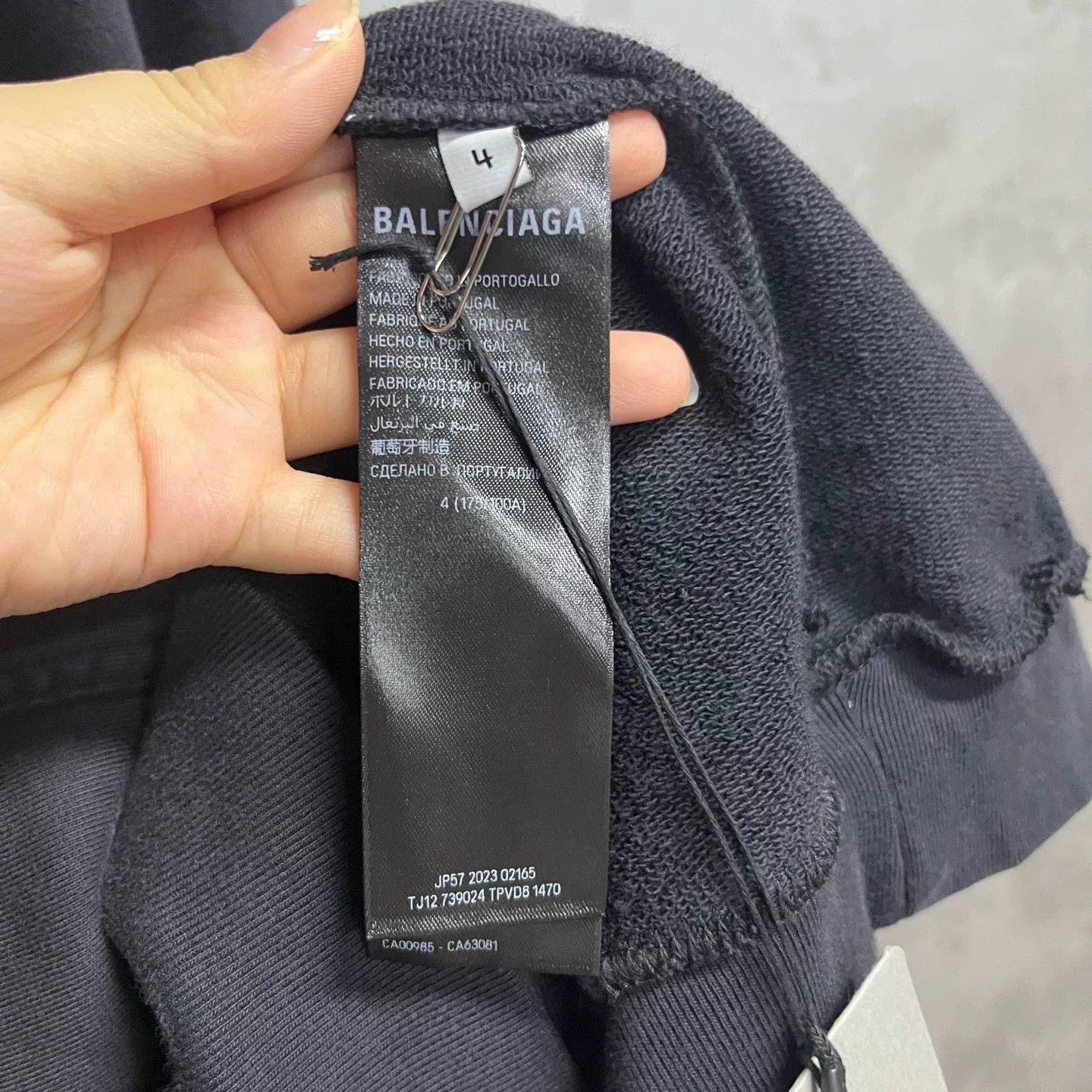 Balenciaga Balenciaga Casual Printed Black Hoodie xs Men Size US XS / EU 42 / 0 - 5 Thumbnail