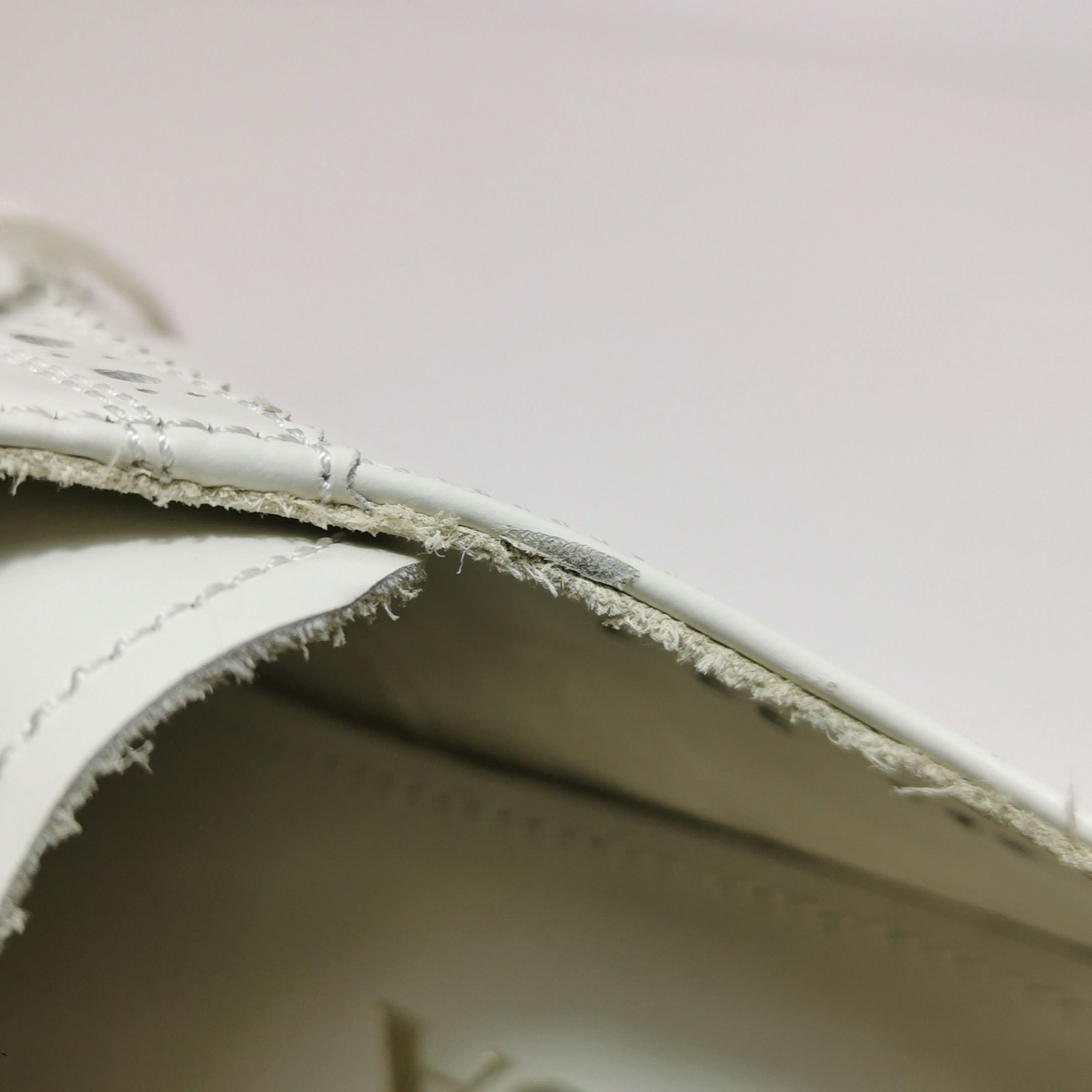 Prada Prada White Leather Wingtip Shoes EU 40 Size US 7 / EU 40 - 8 Thumbnail