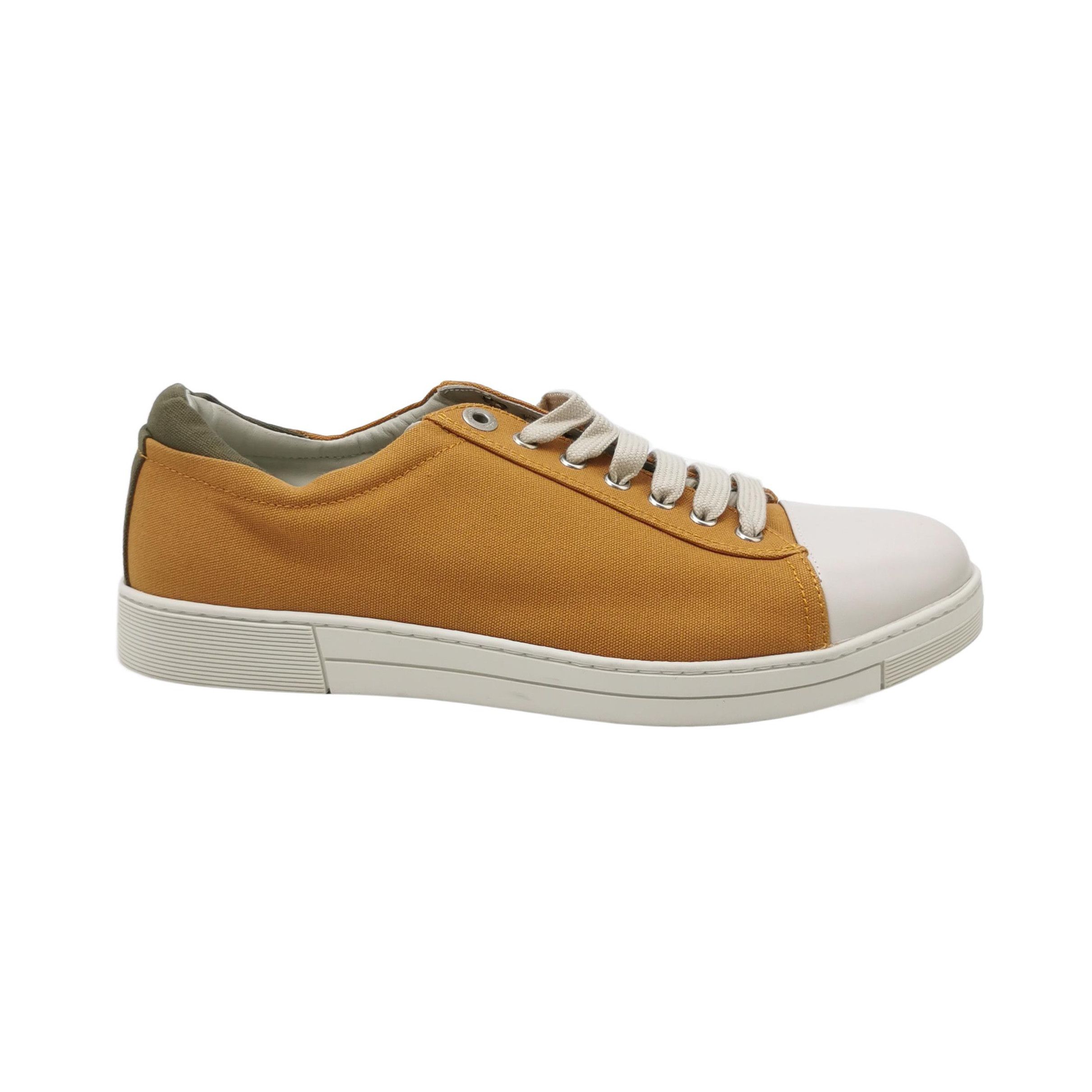 Salvatore Ferragamo Salvatore Ferragamo Canvas Low Top Sneakers EU 41.5 Size US 8 / EU 41 - 2 Thumbnail