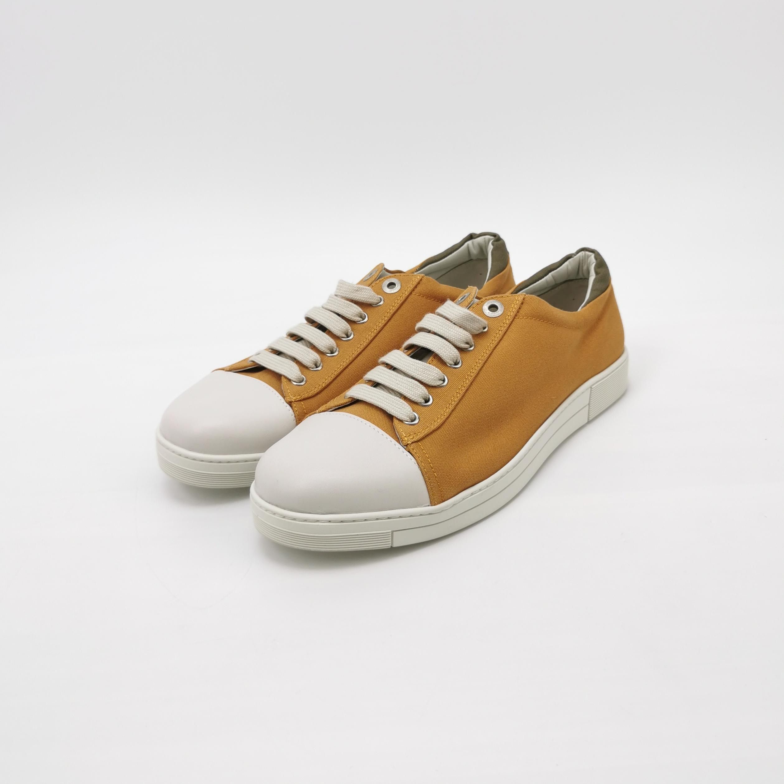 Salvatore Ferragamo Salvatore Ferragamo Canvas Low Top Sneakers EU 41.5 Size US 8 / EU 41 - 3 Thumbnail