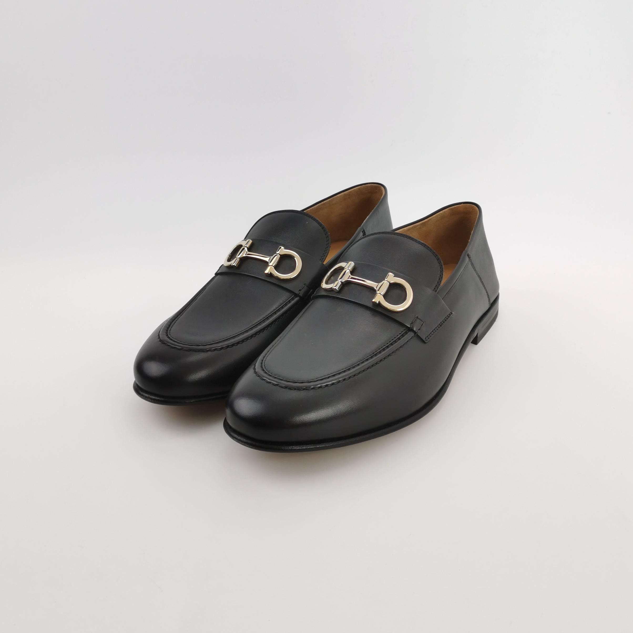 Salvatore Ferragamo Salvatore Ferragamo Gancini Loafers Size US 8.5 Size US 9 / EU 42 - 3 Thumbnail