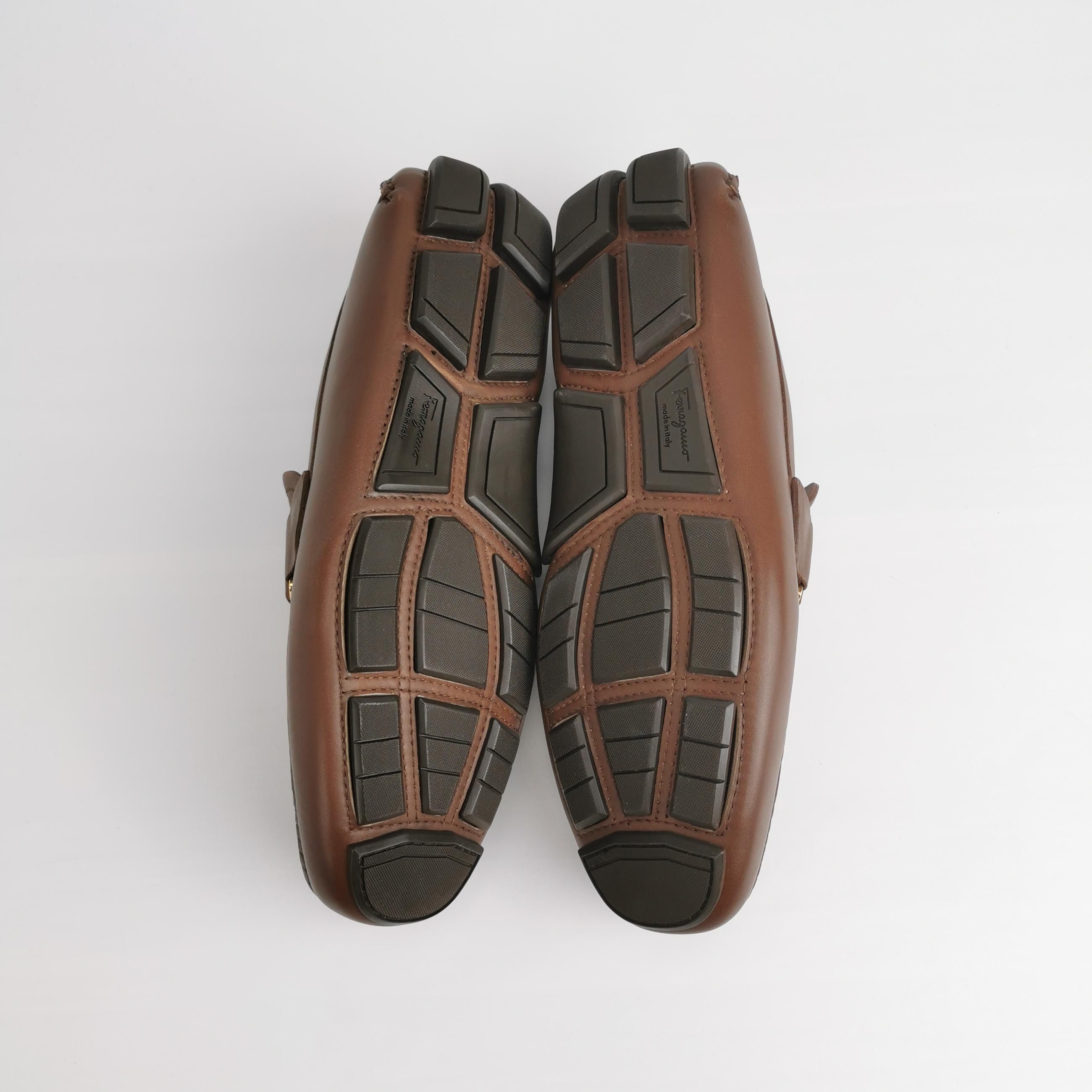 Salvatore Ferragamo Salvatore Ferragamo Metal Buckle Loafers 41 Size US 8 / EU 41 - 6 Thumbnail