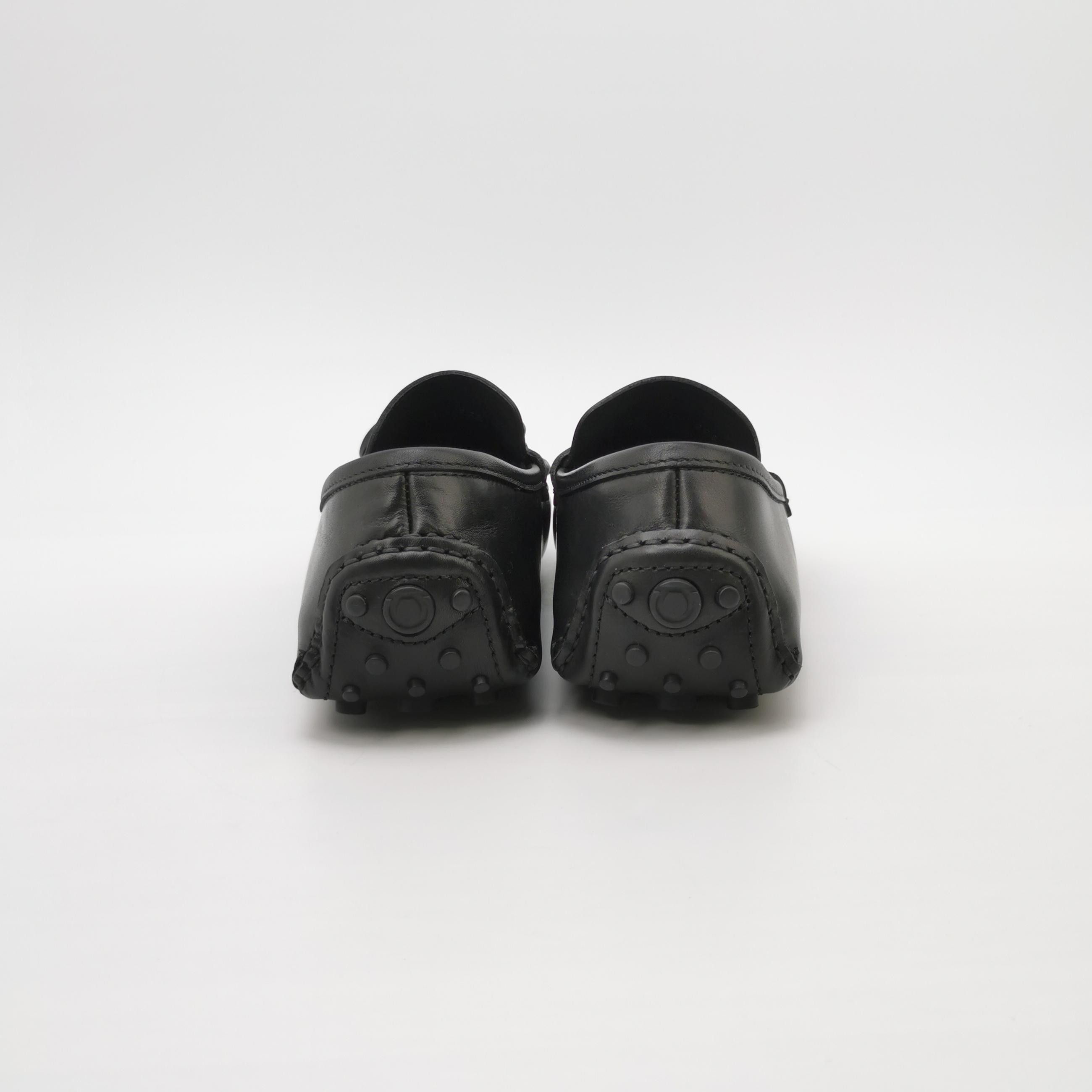 Salvatore Ferragamo Salvatore Ferragamo Gancini Leather Driving Shoes US 7 Size US 7 / EU 40 - 5 Thumbnail