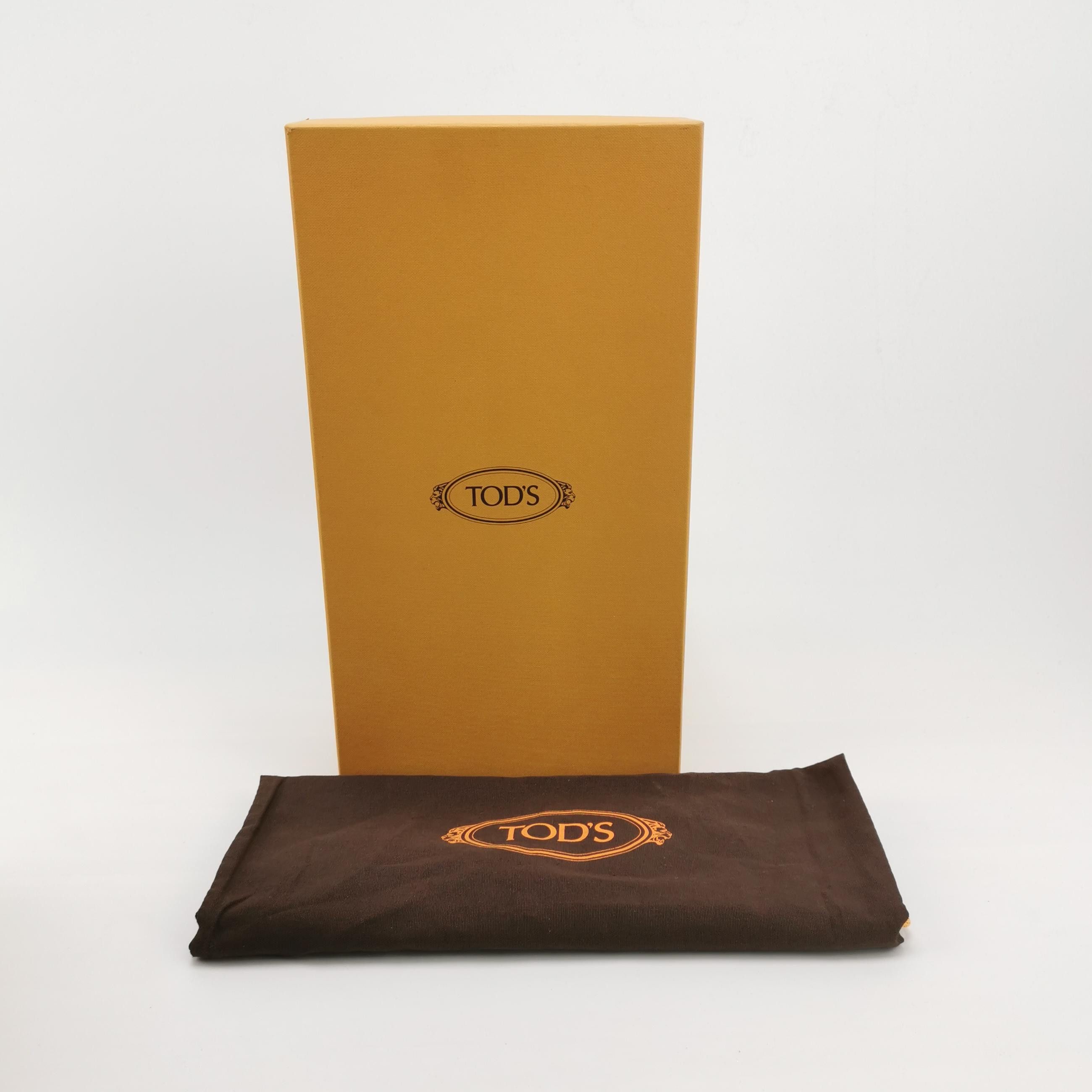 Tod's Tod's Suede Chain Detail Driving Shoes 41.5 Size US 8 / EU 41 - 7 Thumbnail