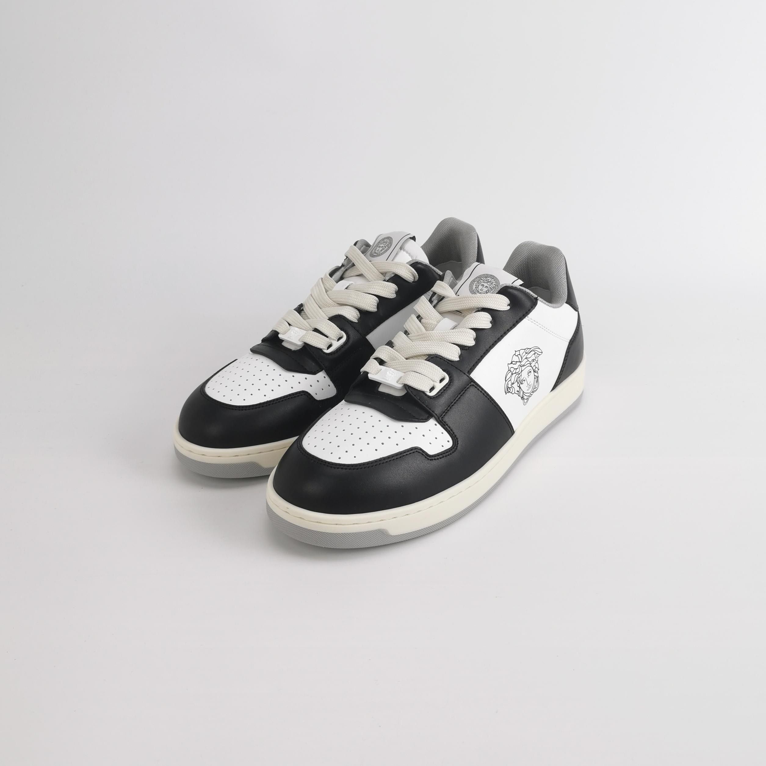 Versace Versace Medusa Head Leather Sneakers 42 Size US 9 / EU 42 - 3 Thumbnail