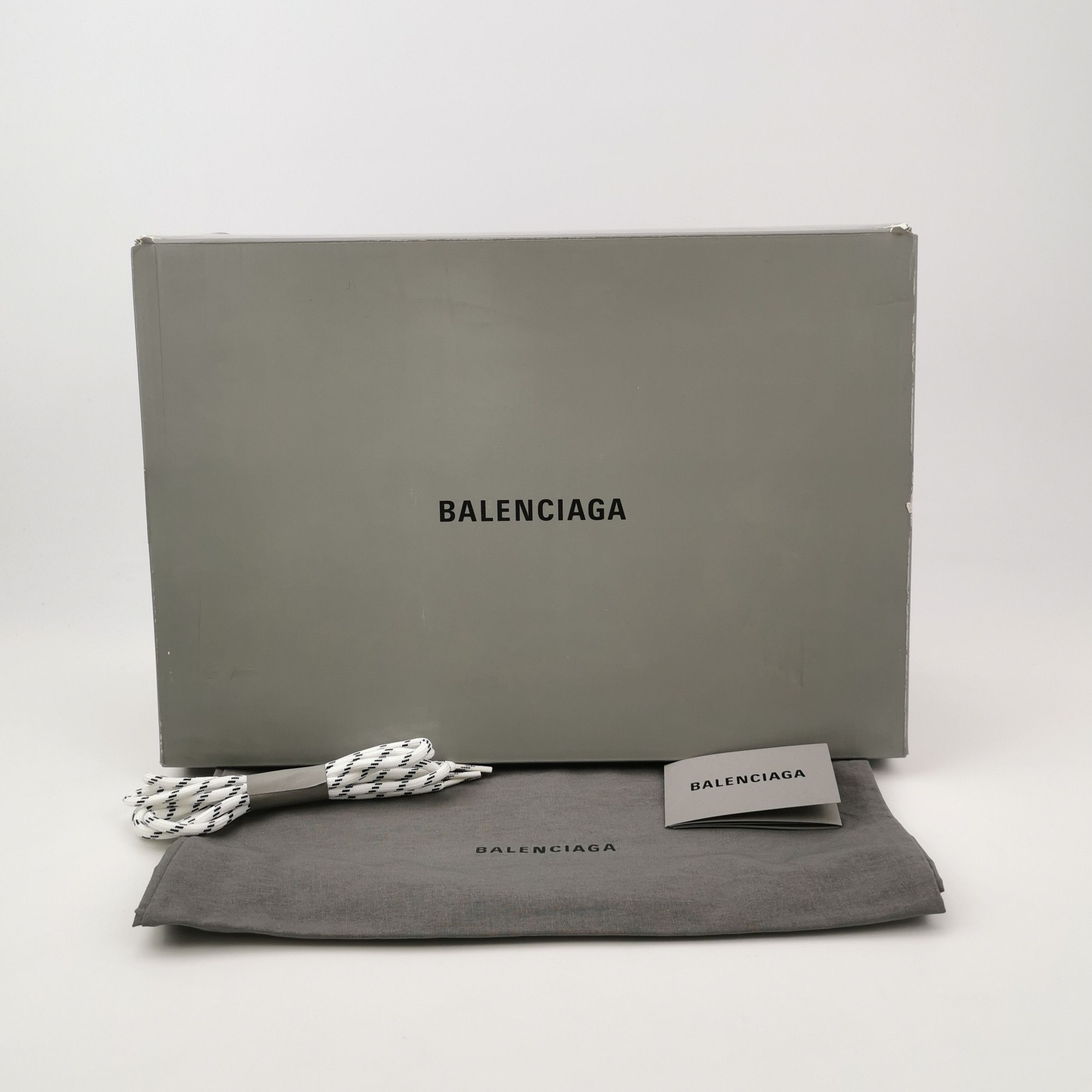 Balenciaga Balenciaga Triple S Mesh Leather Sneakers 41 Size US 8 / EU 41 - 9 Thumbnail