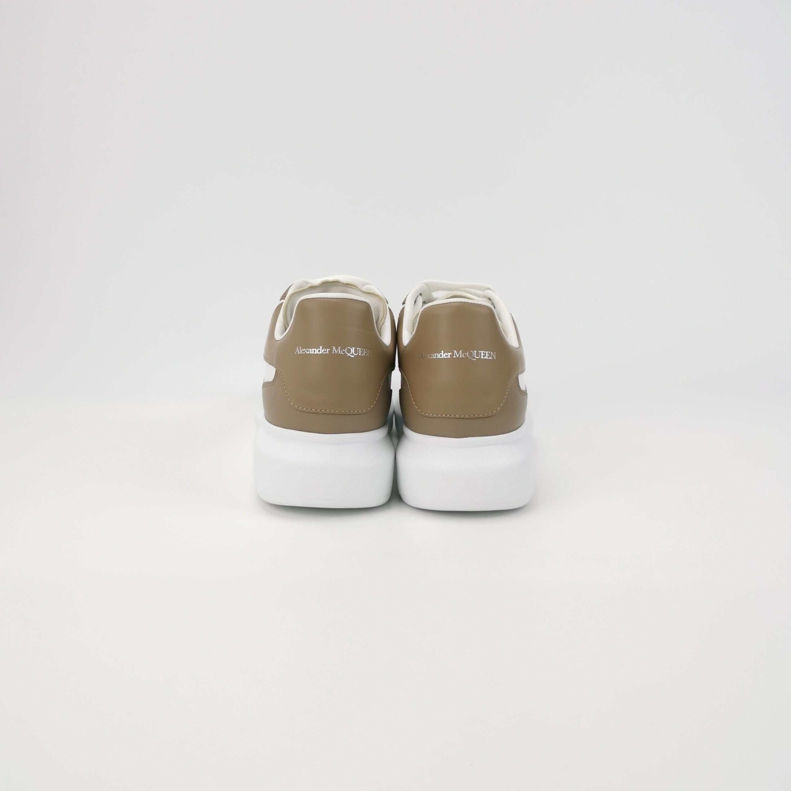 Alexander McQueen Alexander McQueen Beige Leather Oversized Sneakers 43 Size US 10 / EU 43 - 5 Thumbnail