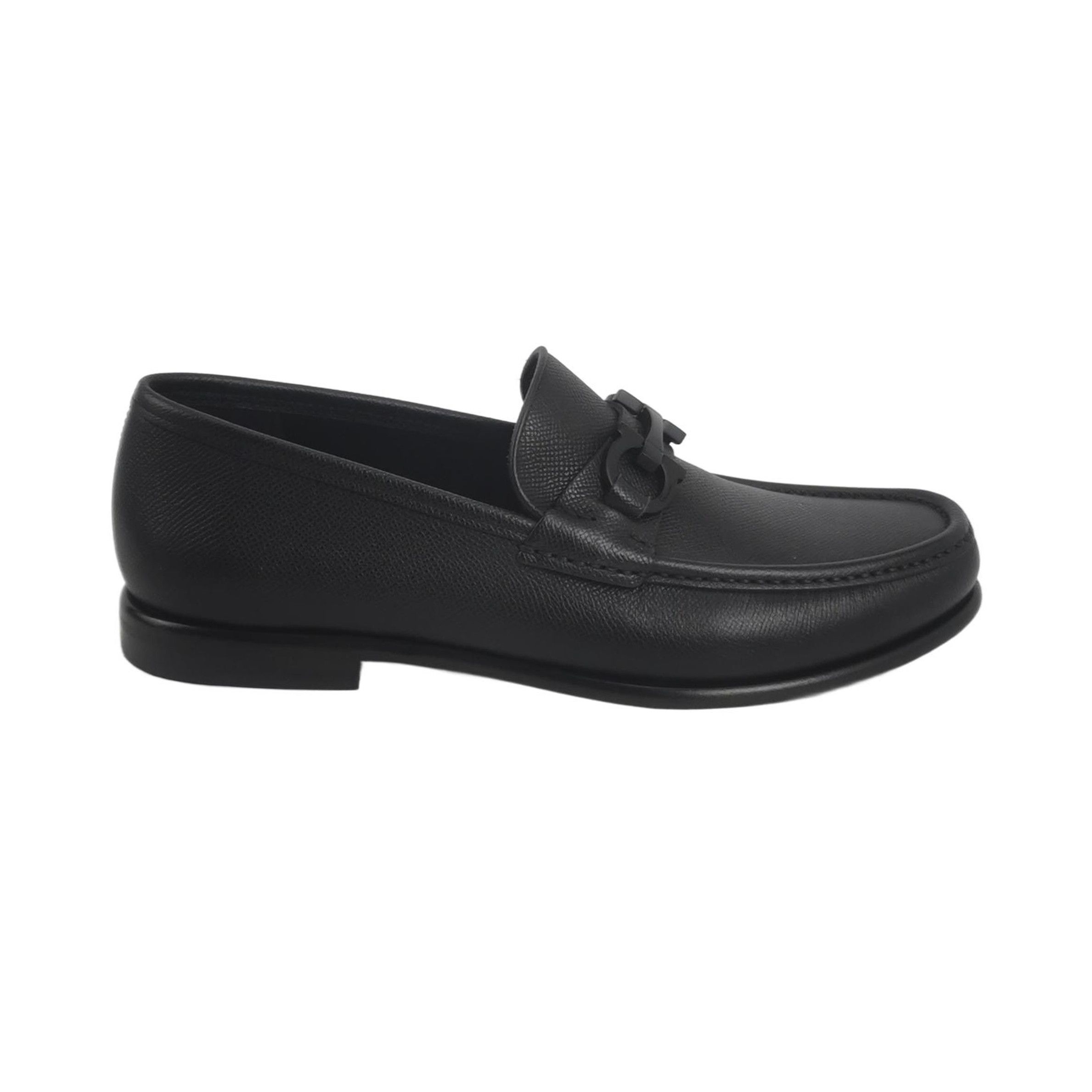 Salvatore Ferragamo Salvatore Ferragamo Gancini Buckle Leather Loafers 42 Size US 9 / EU 42 - 2 Thumbnail