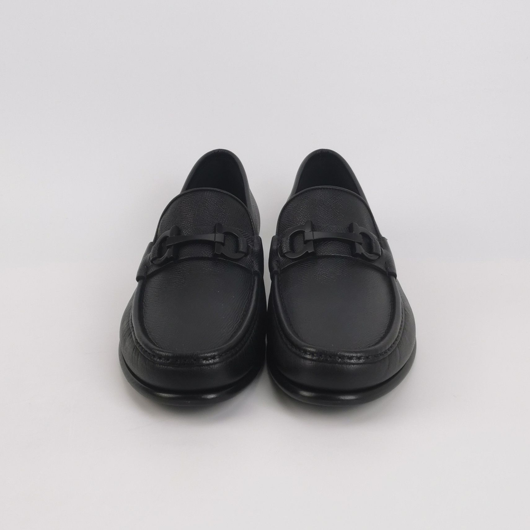 Salvatore Ferragamo Salvatore Ferragamo Gancini Leather Loafers 10 Size US 11 / EU 44 - 4 Thumbnail