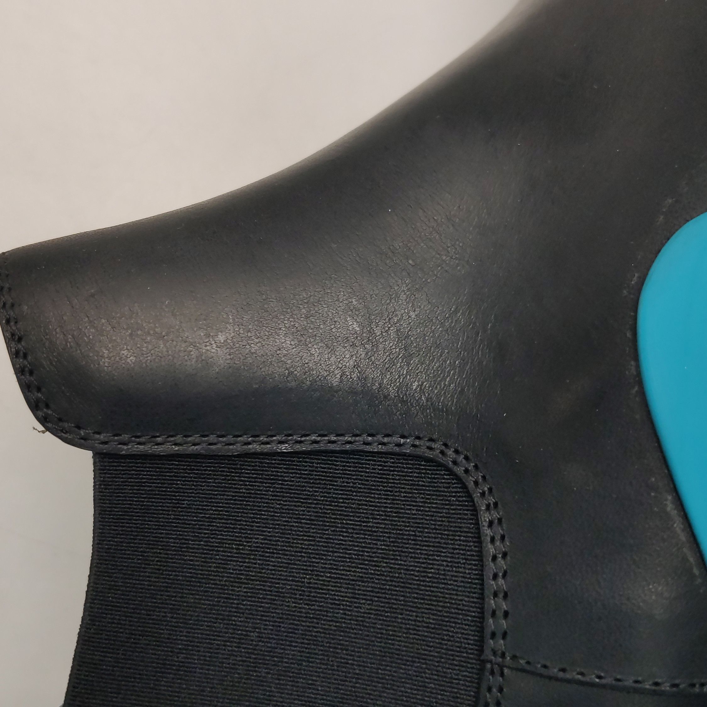Bottega Veneta Bottega Veneta Blue Tire Sole Chelsea Boots EU 40 Size US 7 / EU 40 - 9 Thumbnail
