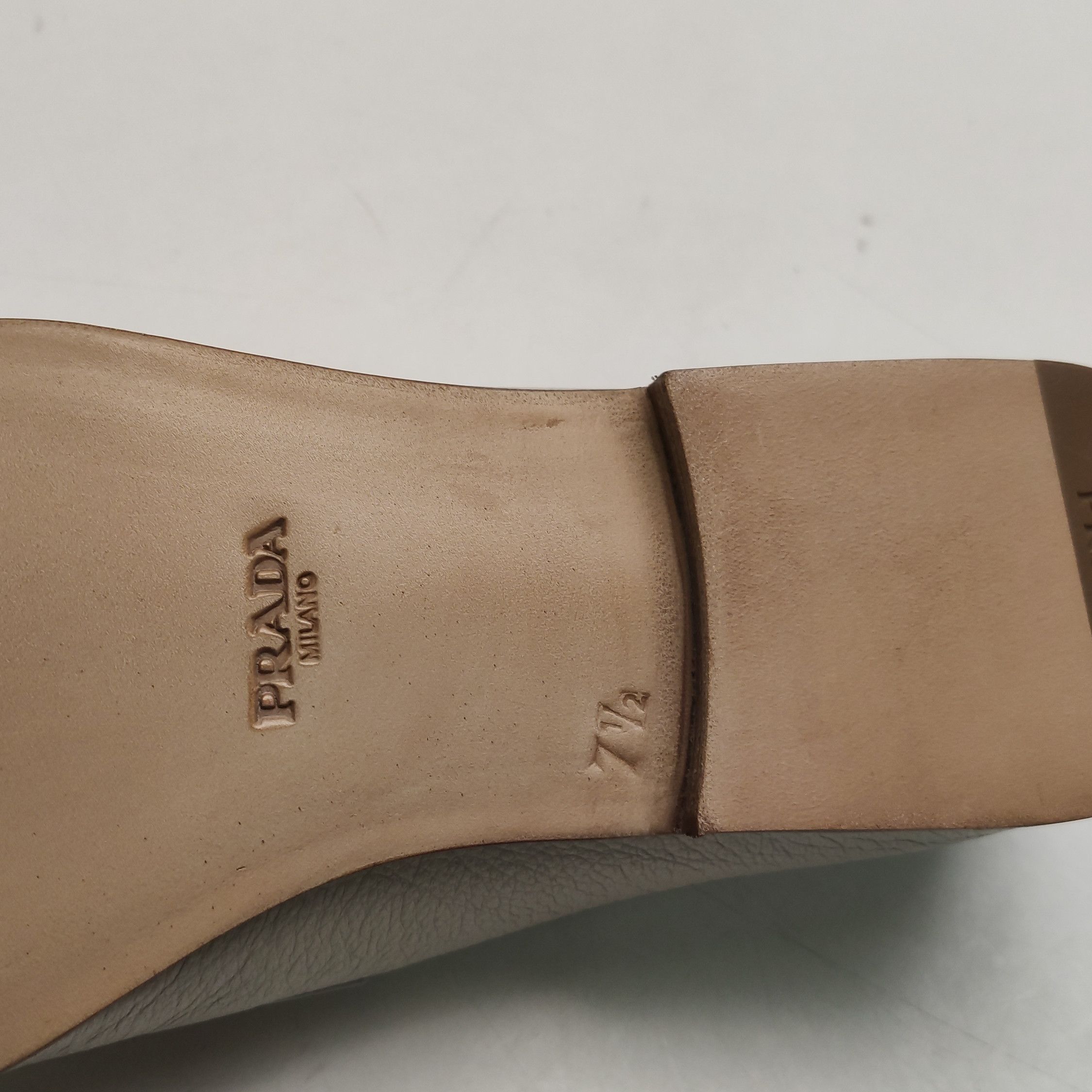Prada Prada Deerskin Triangle Logo Loafers Size 7.5 Size US 8 / EU 41 - 8 Thumbnail