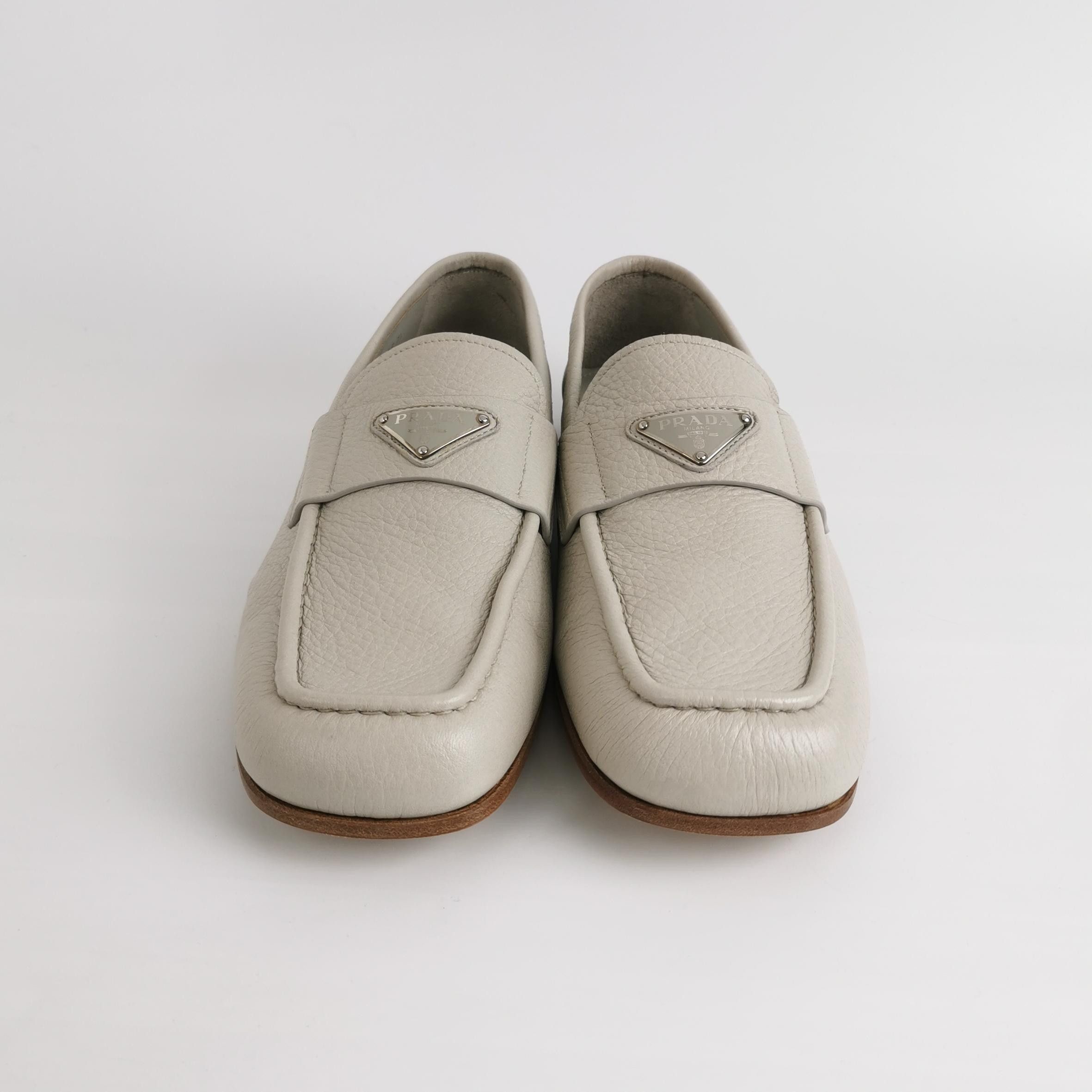 Prada Prada Deerskin Triangle Logo Loafers Size 7.5 Size US 8 / EU 41 - 4 Thumbnail