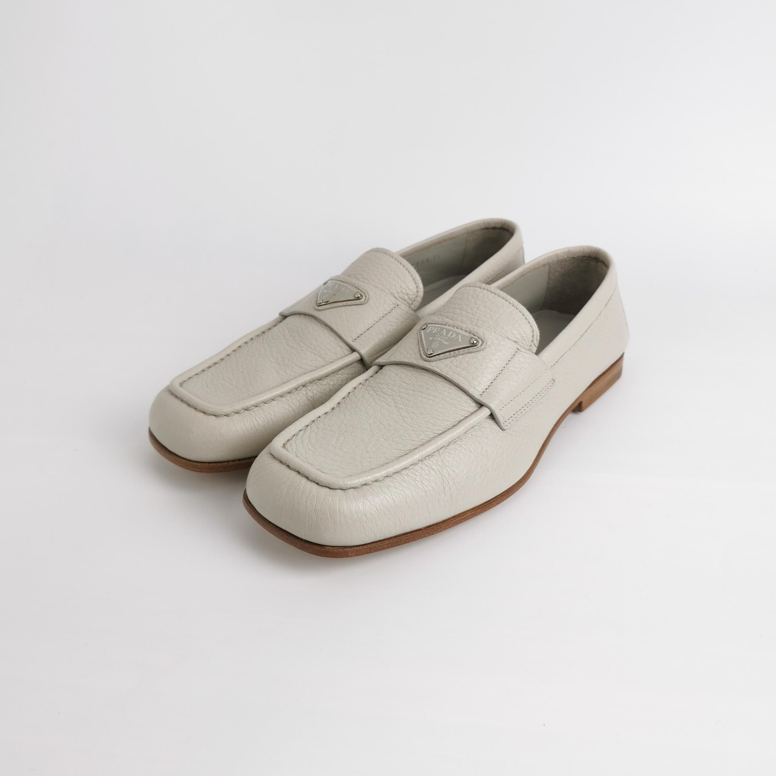 Prada Prada Deerskin Triangle Logo Loafers Size 7.5 Size US 8 / EU 41 - 3 Thumbnail
