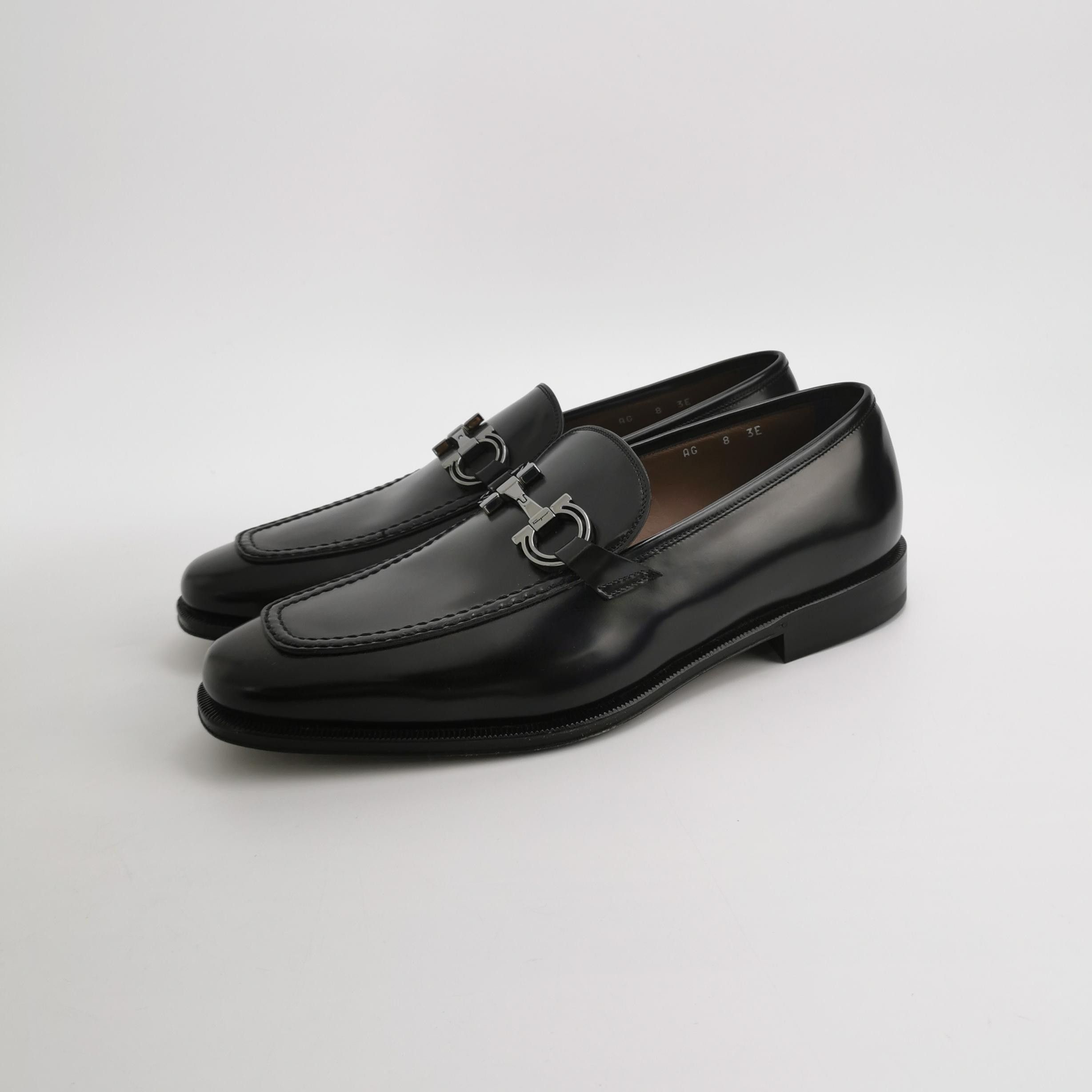 Salvatore Ferragamo Salvatore Ferragamo Gancini Buckle Loafers EU 42 Size US 9 / EU 42 - 3 Thumbnail