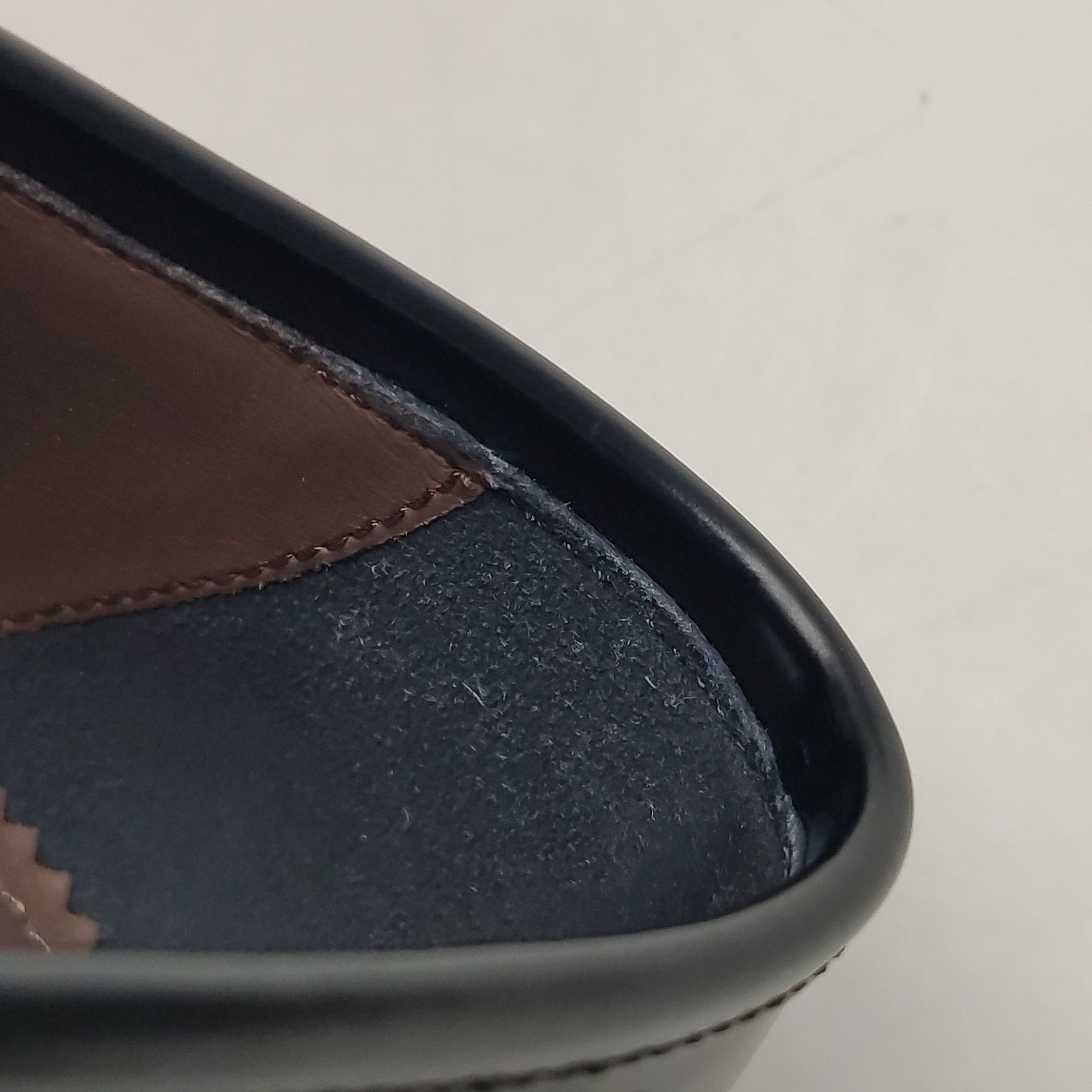 Salvatore Ferragamo Salvatore Ferragamo Gancini Buckle Loafers EU 42 Size US 9 / EU 42 - 13 Thumbnail