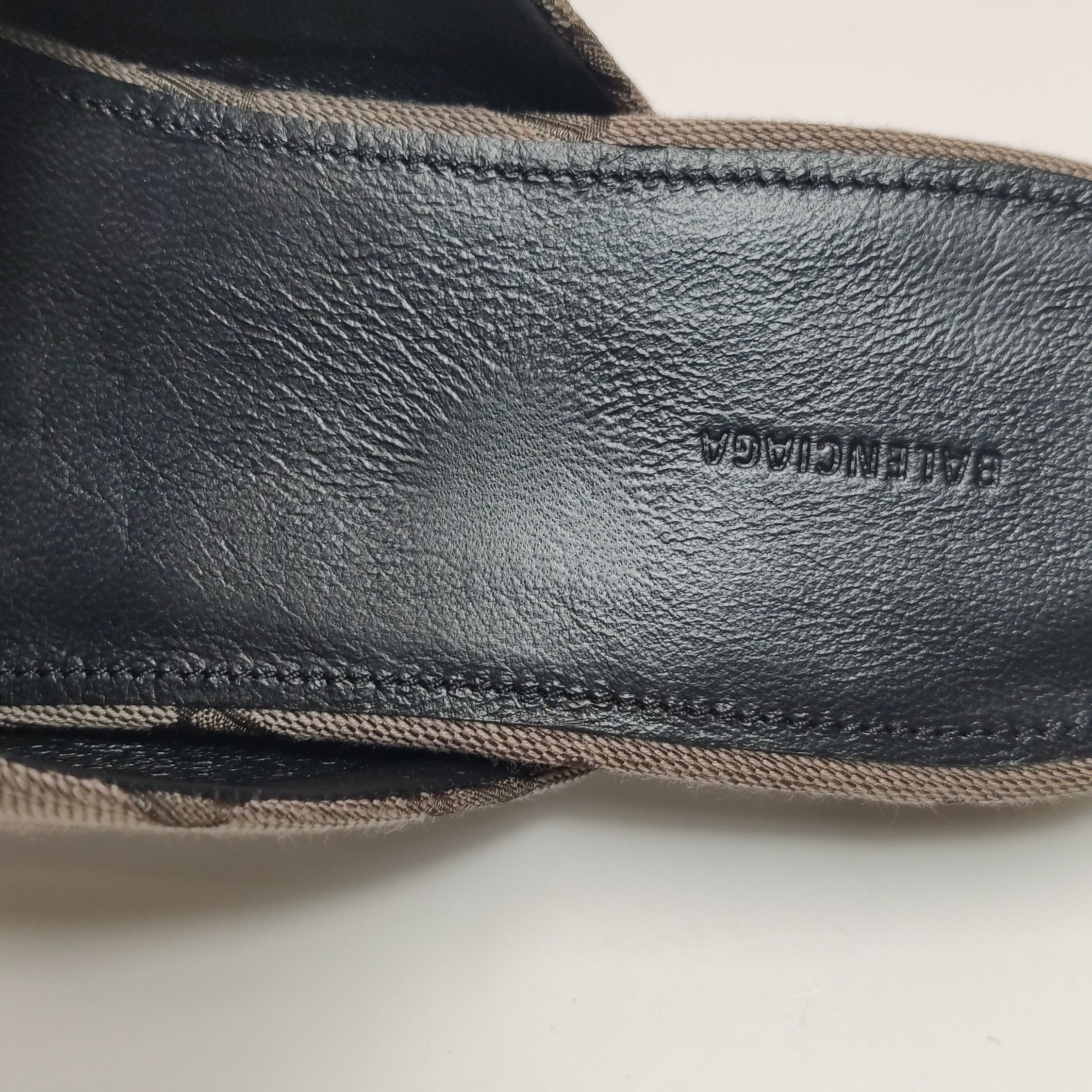 Balenciaga Balenciaga BB Monogram Canvas Mules 41 Size US 8 / EU 41 - 8 Thumbnail