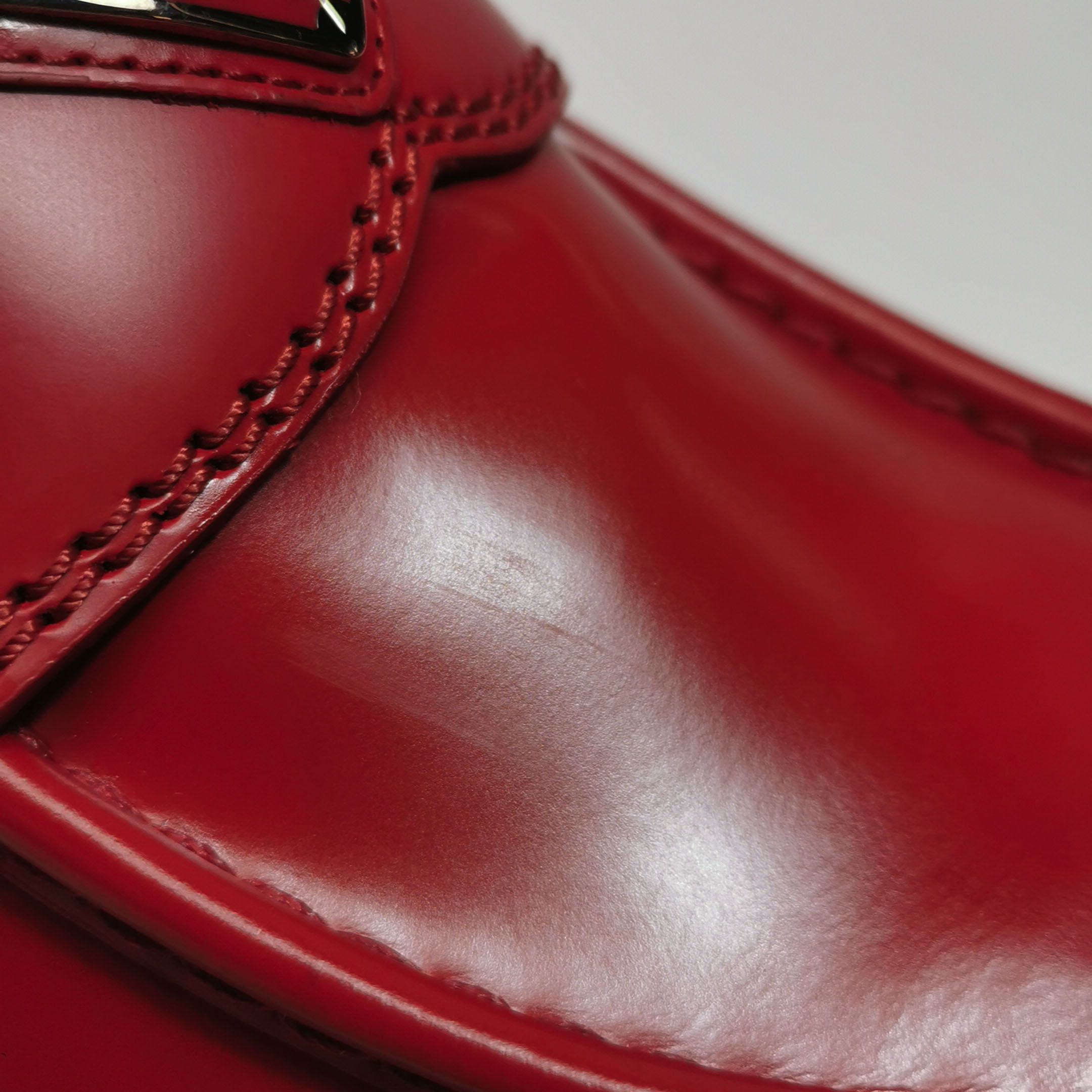 Prada Prada Red Triangle Logo Leather Loafers 41 Size US 8 / EU 41 - 8 Thumbnail