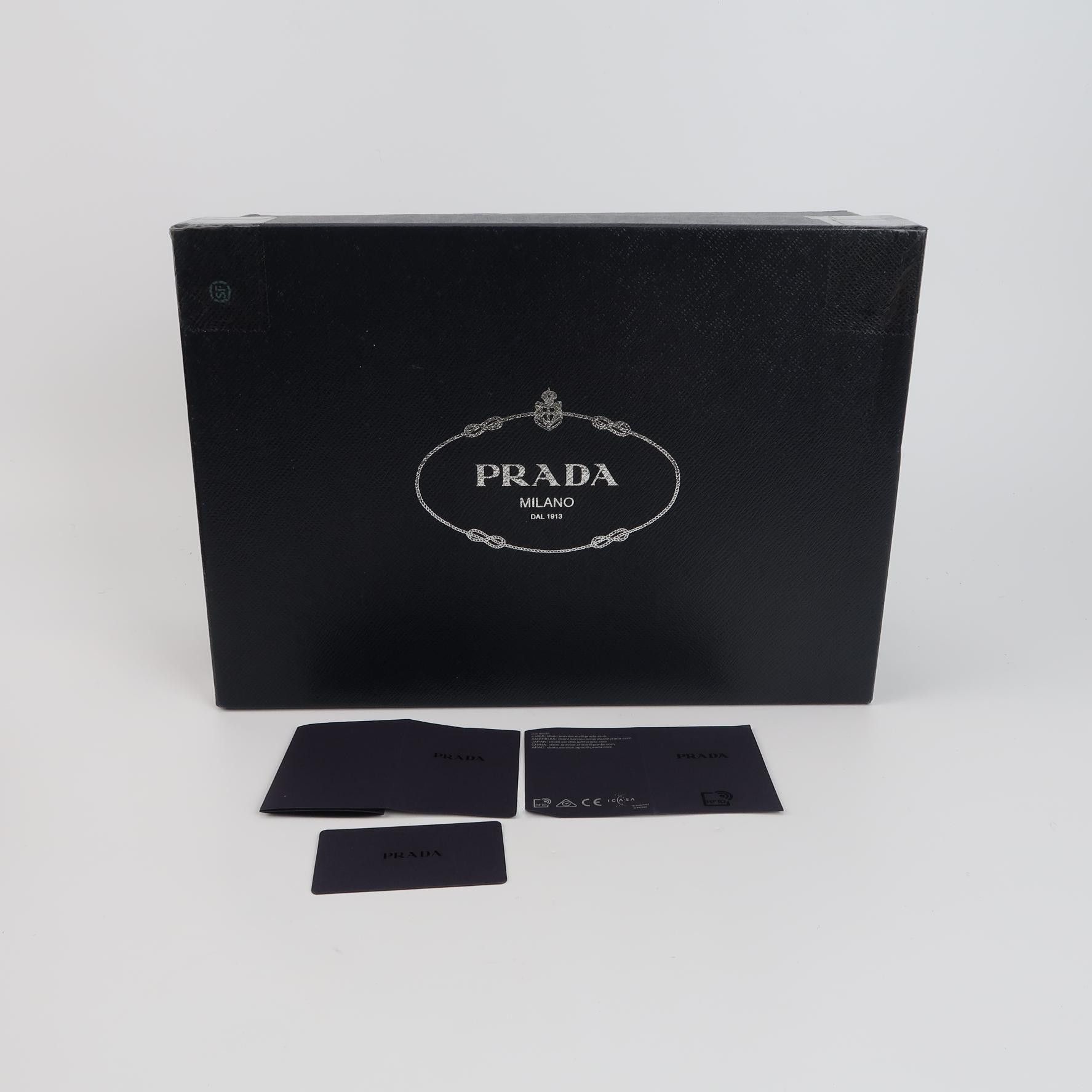 Prada Prada Red Triangle Logo Leather Loafers 41 Size US 8 / EU 41 - 7 Thumbnail