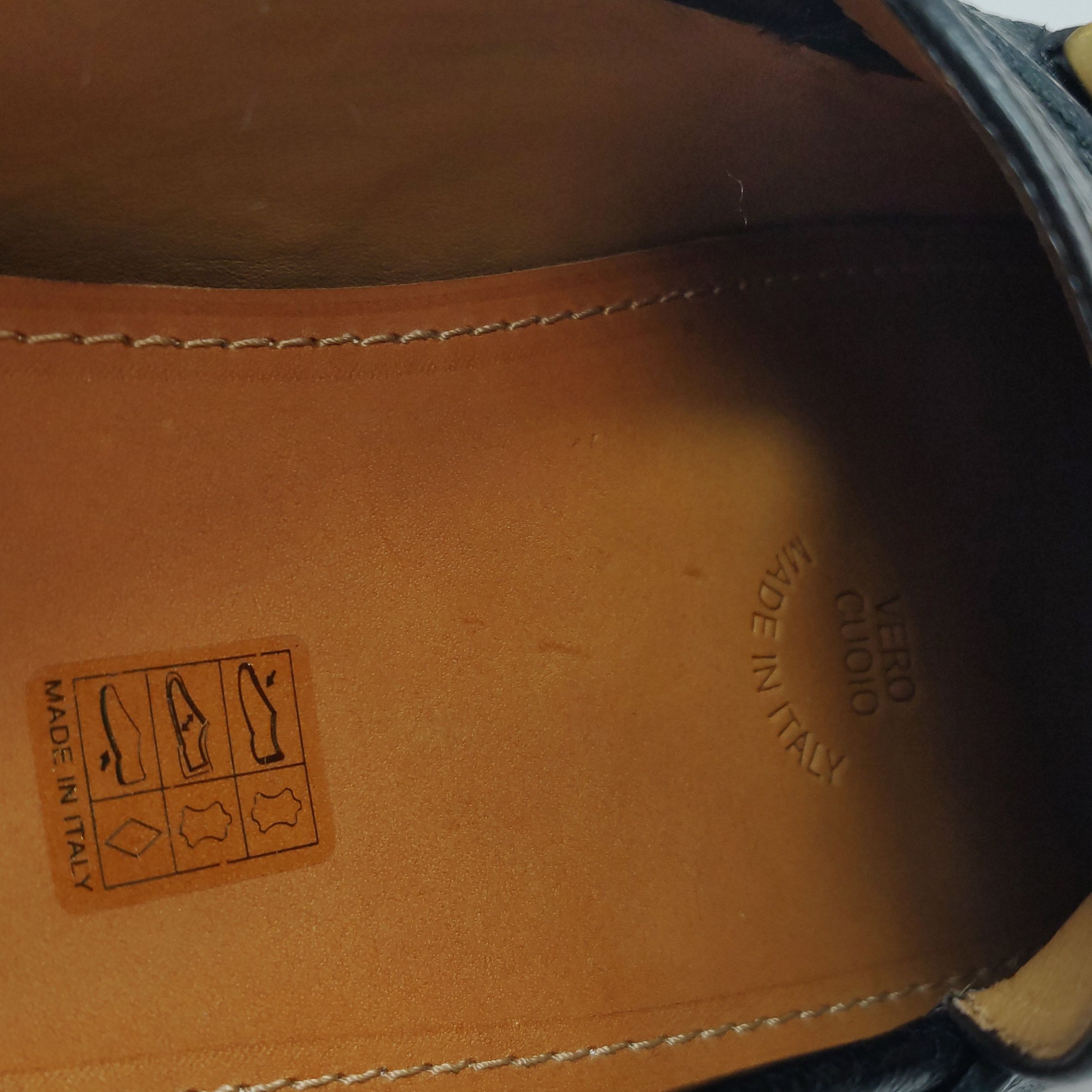 Gucci Gucci Interlocking G Leather Loafers US 11 Size US 11 / EU 44 - 8 Thumbnail