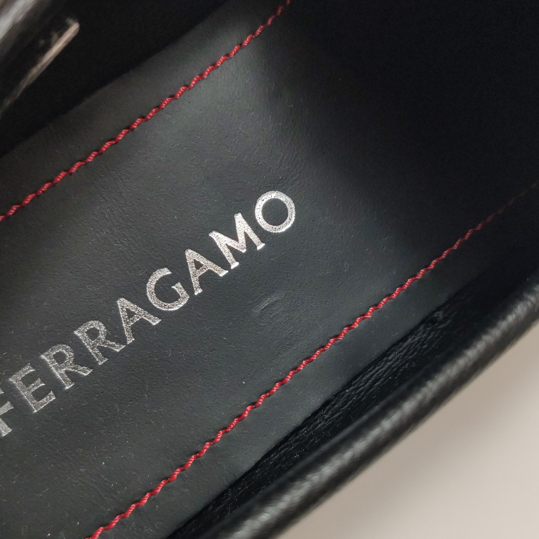 Salvatore Ferragamo Salvatore Ferragamo Gancini Buckle Loafers 40 Size US 7 / EU 40 - 9 Thumbnail
