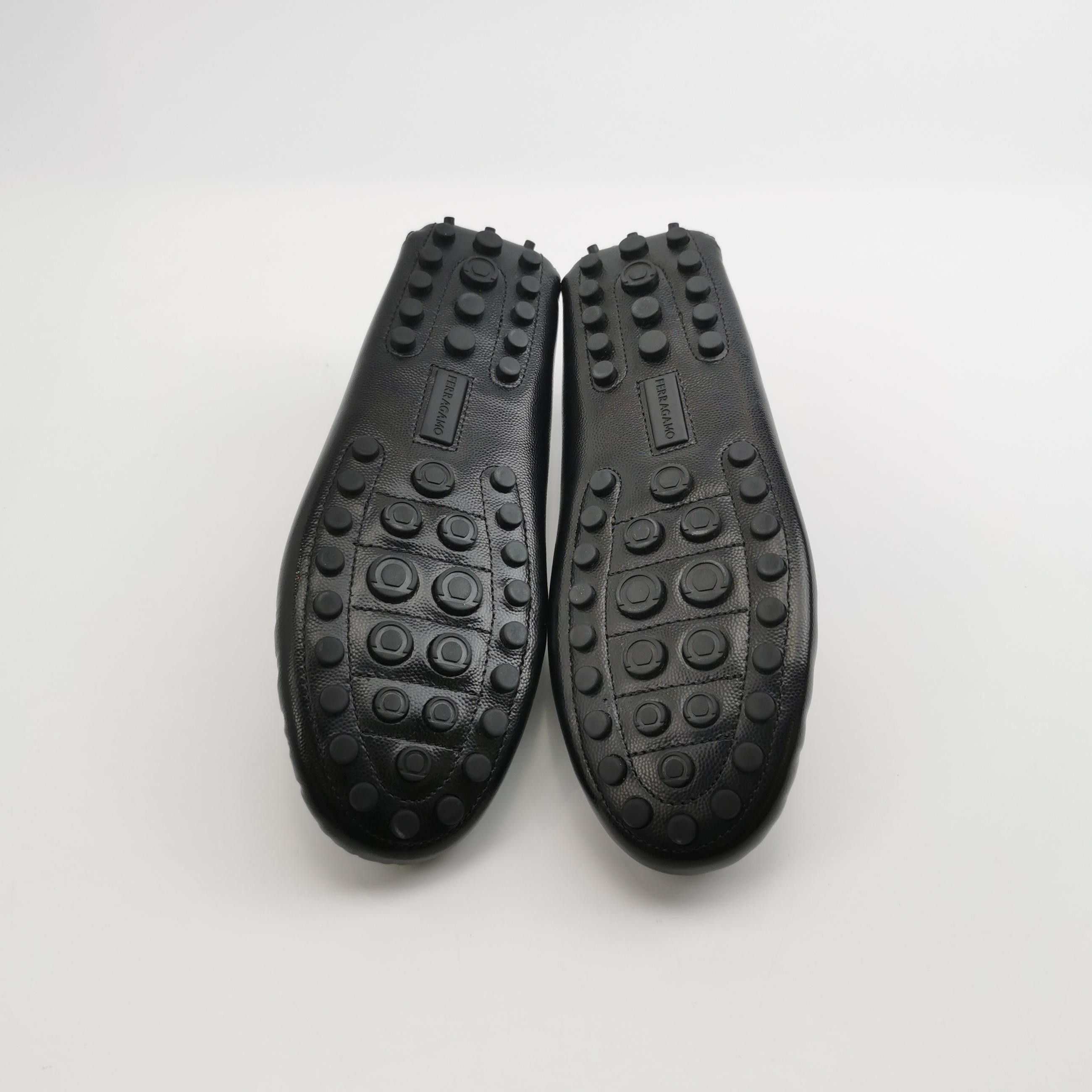 Salvatore Ferragamo Salvatore Ferragamo Gancini Leather Drivers Size 7 Size US 7 / EU 40 - 6 Thumbnail