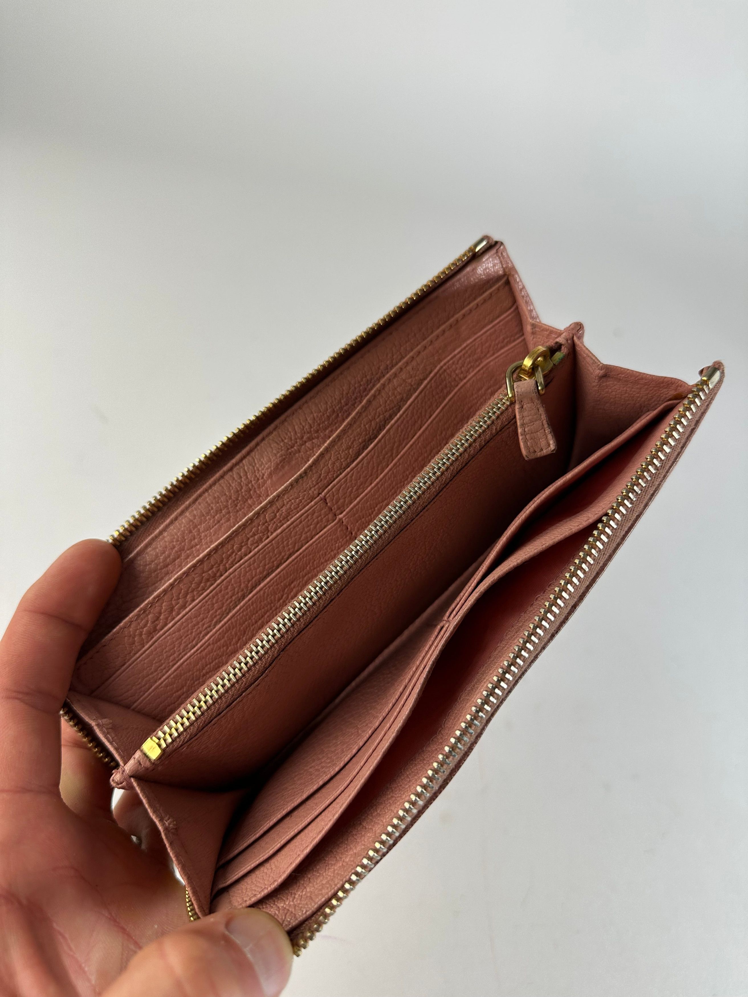 Miu Miu Vintage Studded Leather Zippy Wallet Pink Size ONE SIZE - 4 Thumbnail