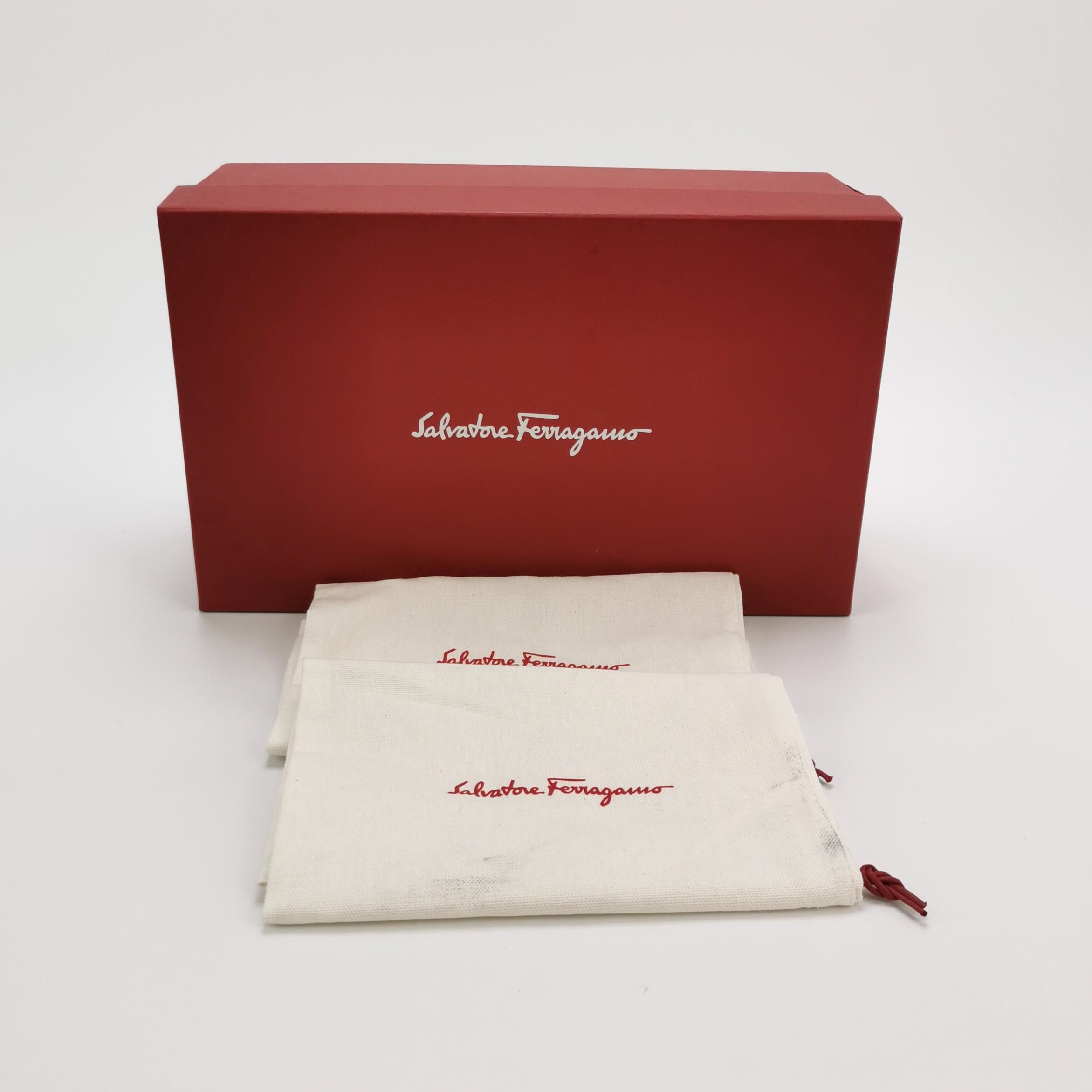 Salvatore Ferragamo Salvatore Ferragamo Gancini Leather Loafers US 7 Size US 7 / EU 40 - 7 Thumbnail