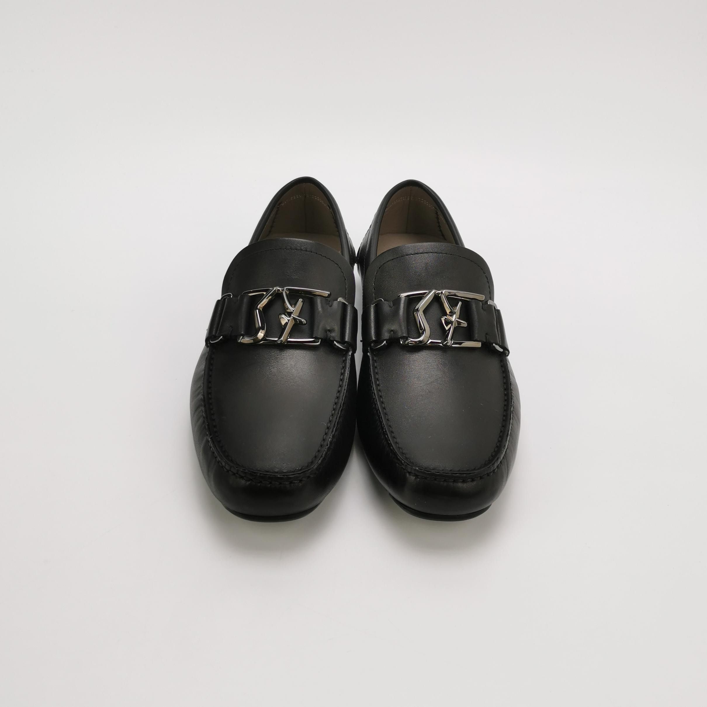 Salvatore Ferragamo Salvatore Ferragamo Gancini Leather Loafers US 7 Size US 7 / EU 40 - 4 Thumbnail