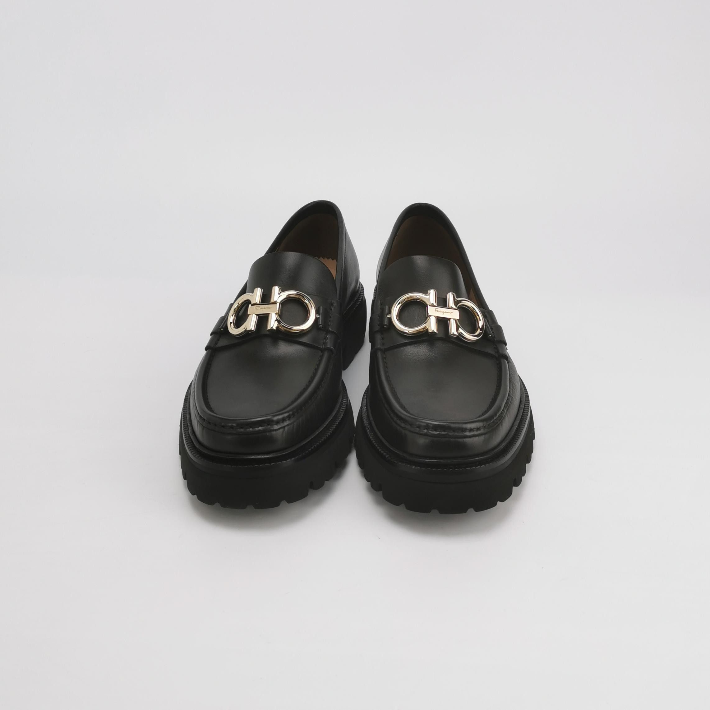 Salvatore Ferragamo Salvatore Ferragamo Gancini Chunky Loafers 39.5 Size US 9.5 / IT 39.5 - 4 Thumbnail