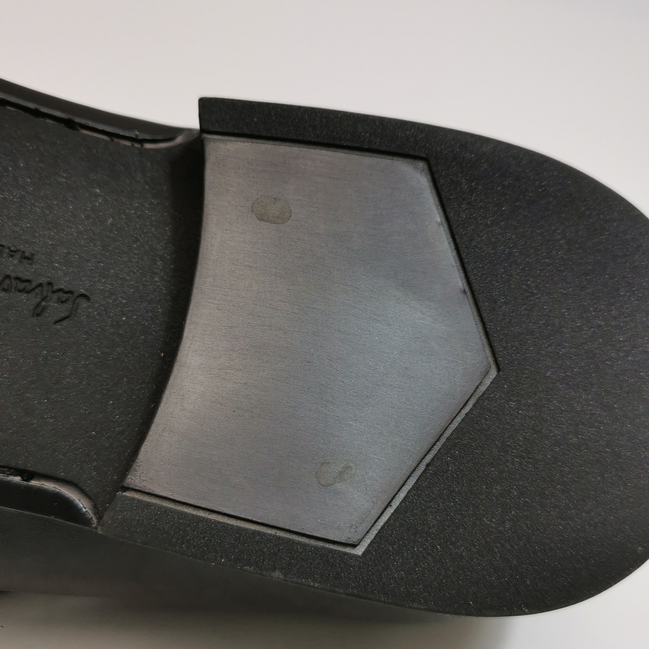 Salvatore Ferragamo Salvatore Ferragamo Gancini Bit Leather Loafers 39.5 Size US 6 / EU 39 - 11 Thumbnail