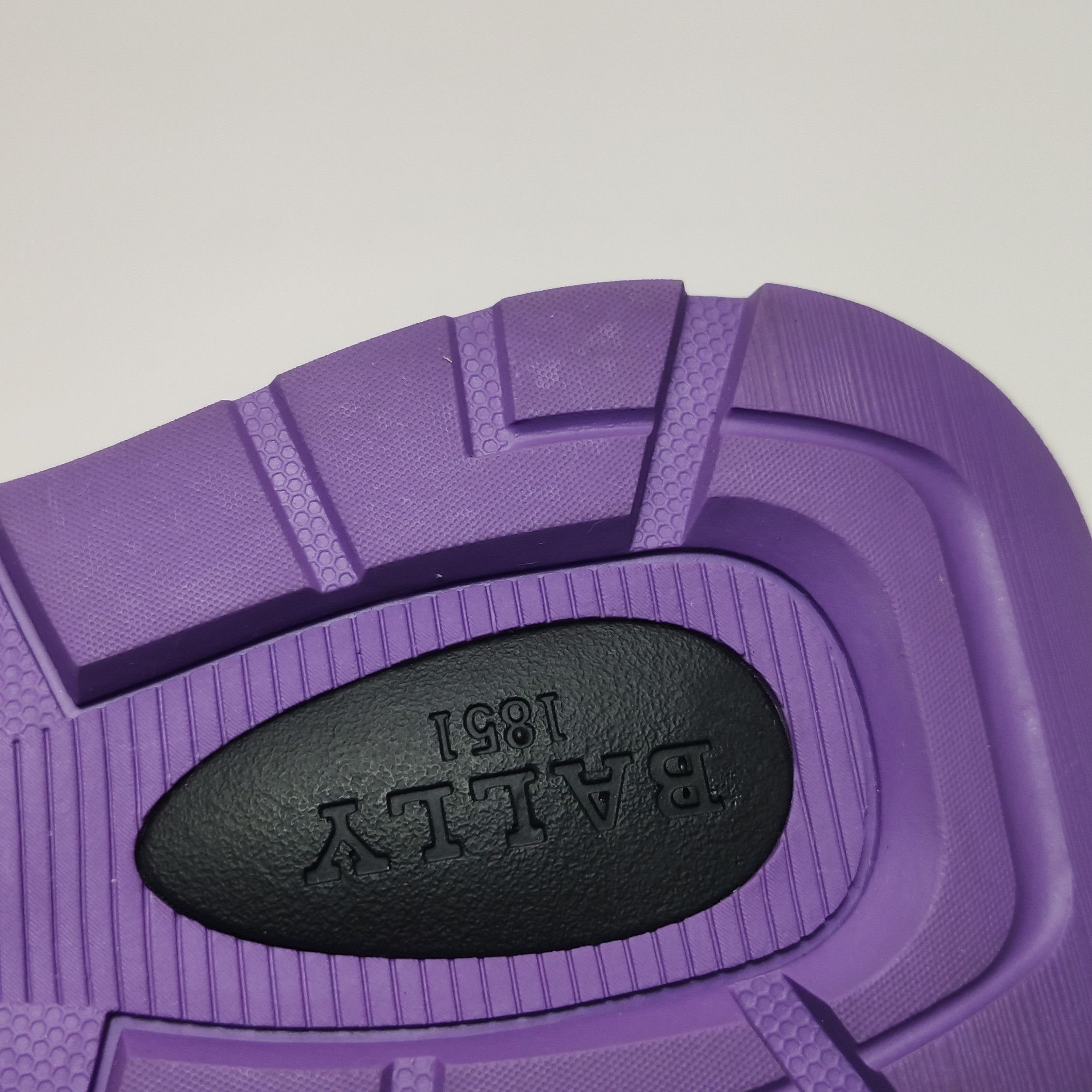Bally Bally Demmy Colorblock Leather Sneakers EU 39 Size US 6 / EU 39 - 10 Thumbnail