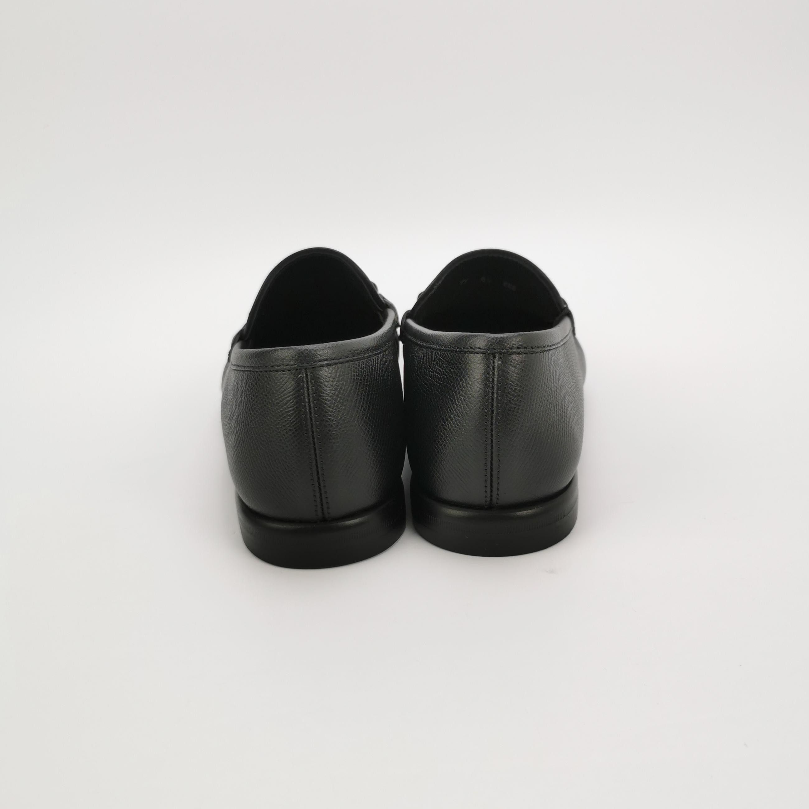 Salvatore Ferragamo Salvatore Ferragamo Gancini Bit Loafers EU 40.5 Size US 7 / EU 40 - 5 Thumbnail