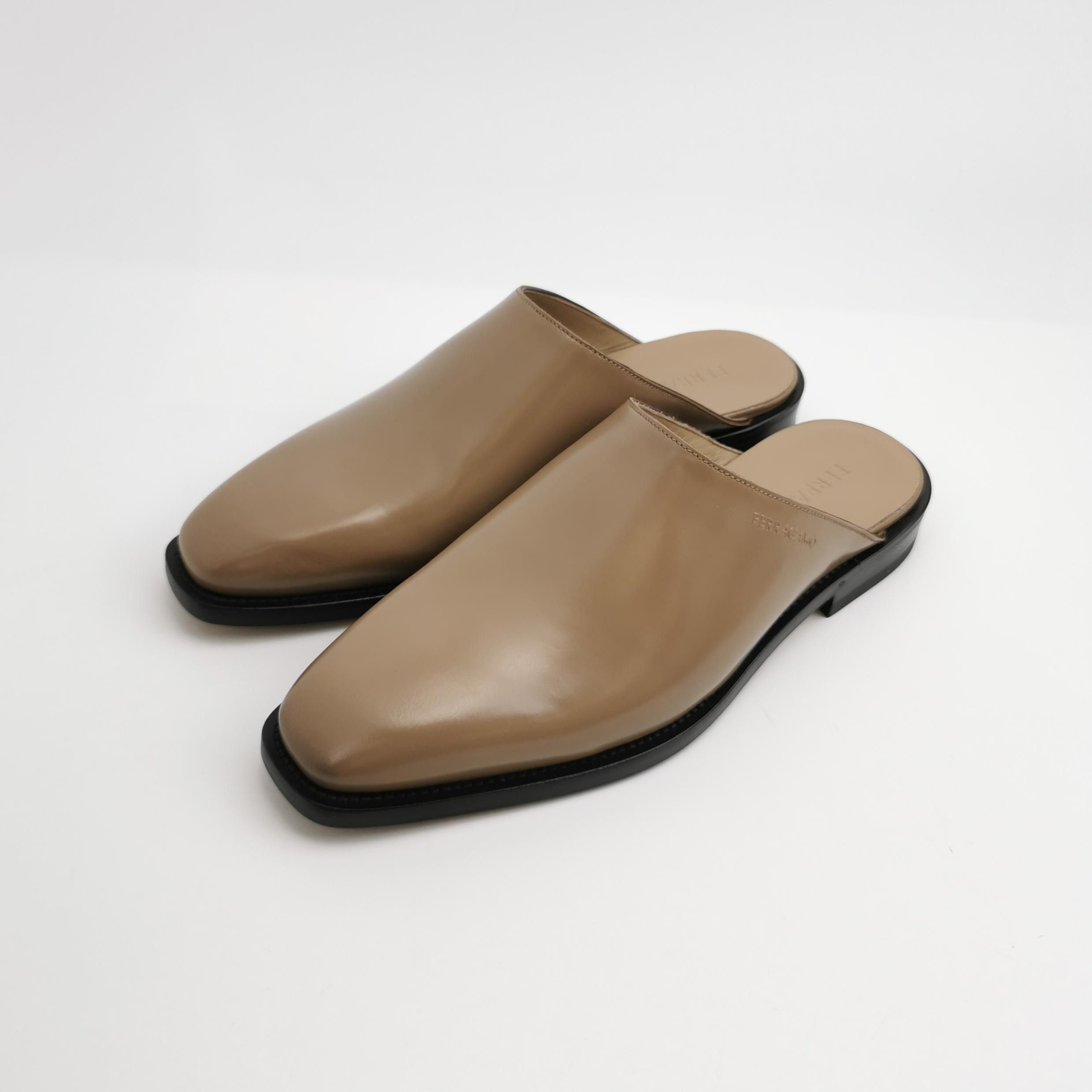Salvatore Ferragamo Salvatore Ferragamo Leather Logo Mules US 8.5 Size US 8 / EU 41 - 3 Thumbnail