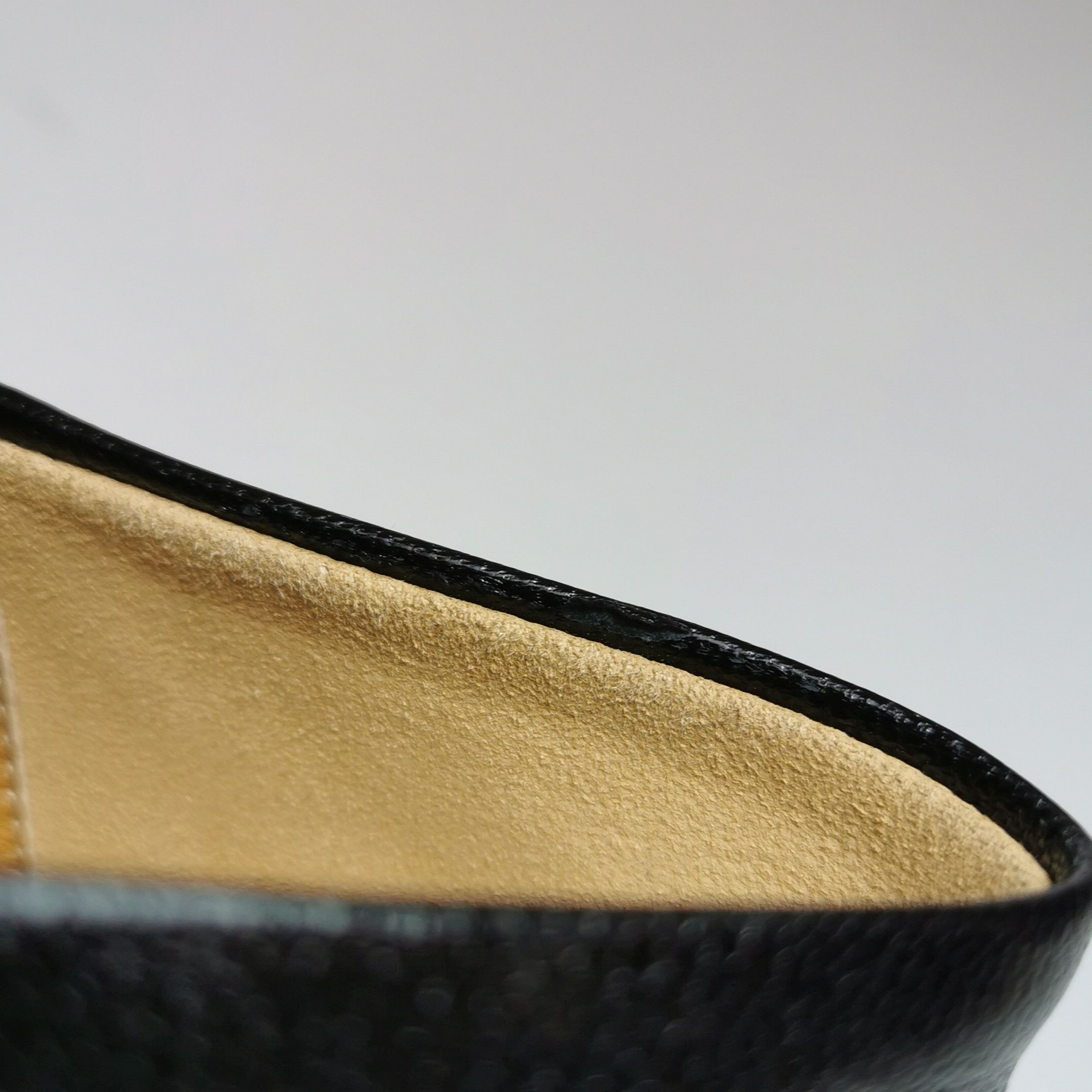 Gucci Gucci Horsebit Leather Loafers US 9.5 Size US 9 / EU 42 - 9 Thumbnail