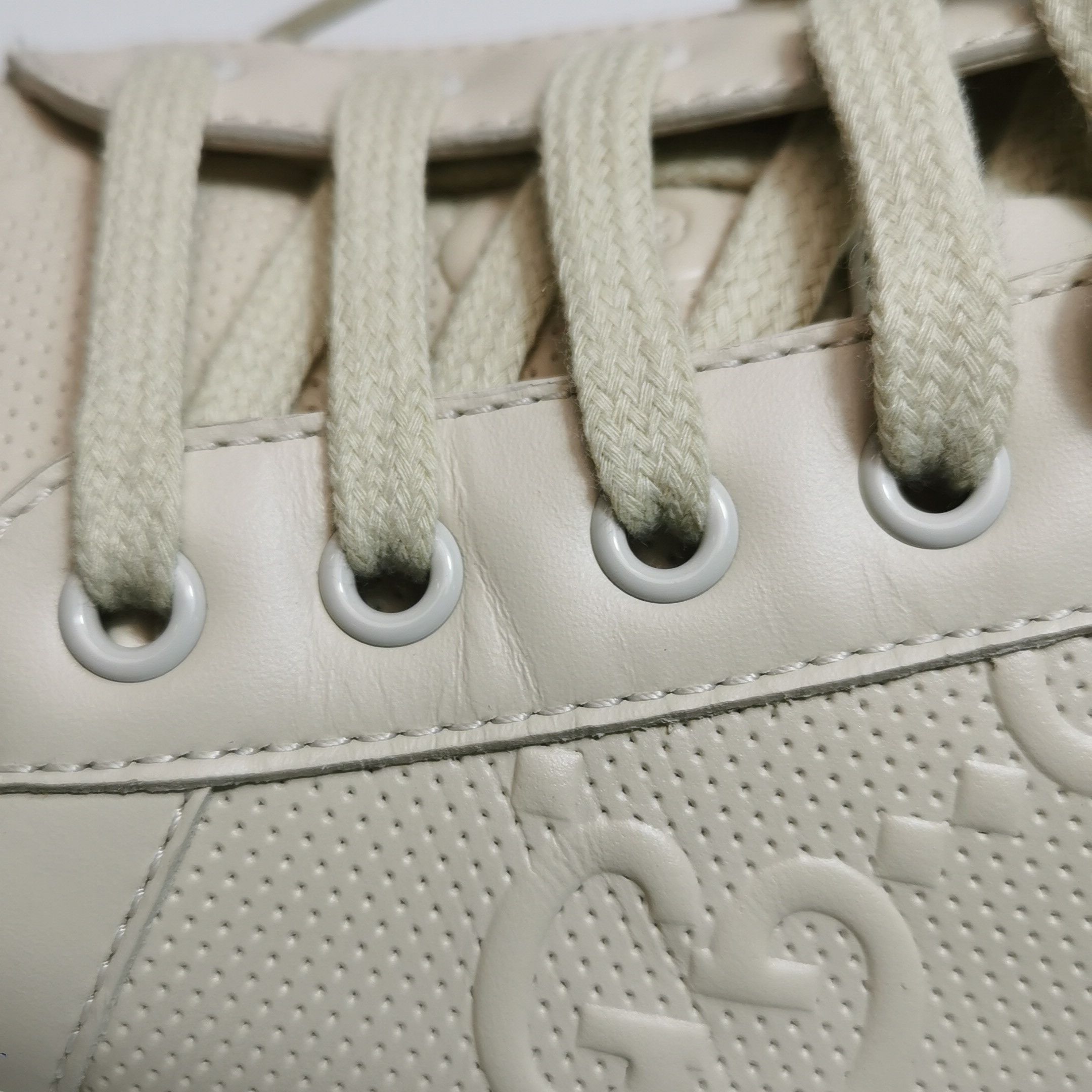 Gucci Gucci Beige Perforated GG Ace Sneakers EU 45 Size US 12 / EU 45 - 12 Thumbnail