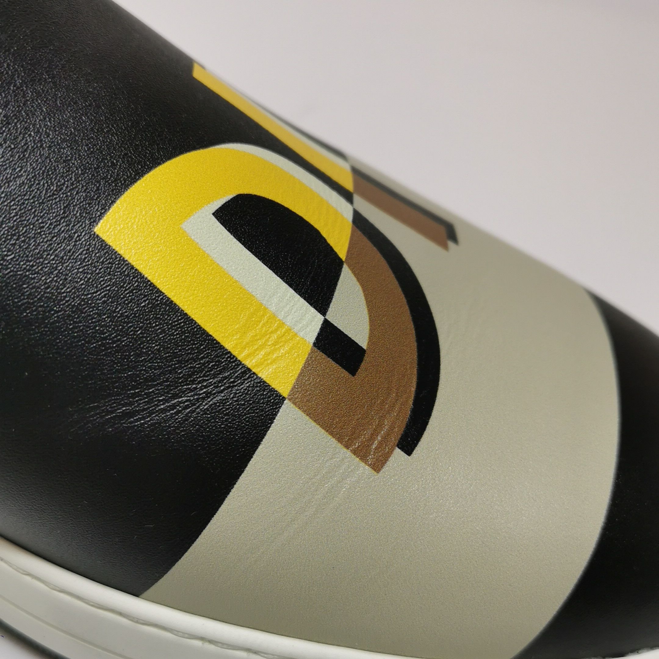 Fendi Fendi Logo Leather Slip-On Sneakers 43 Size US 10 / EU 43 - 13 Thumbnail