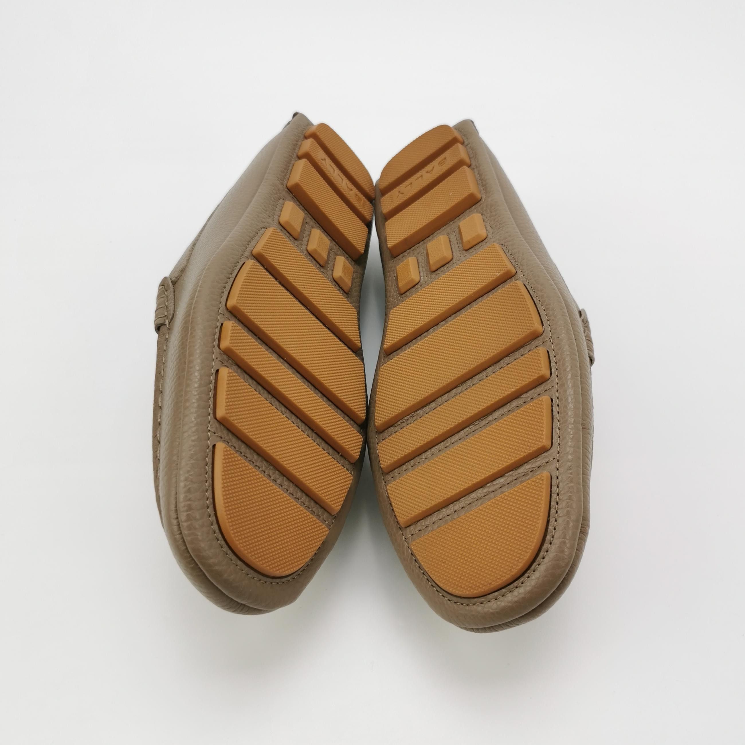 Bally Bally Striped Grained Leather Loafers EU 41.5 Size US 8 / EU 41 - 6 Thumbnail